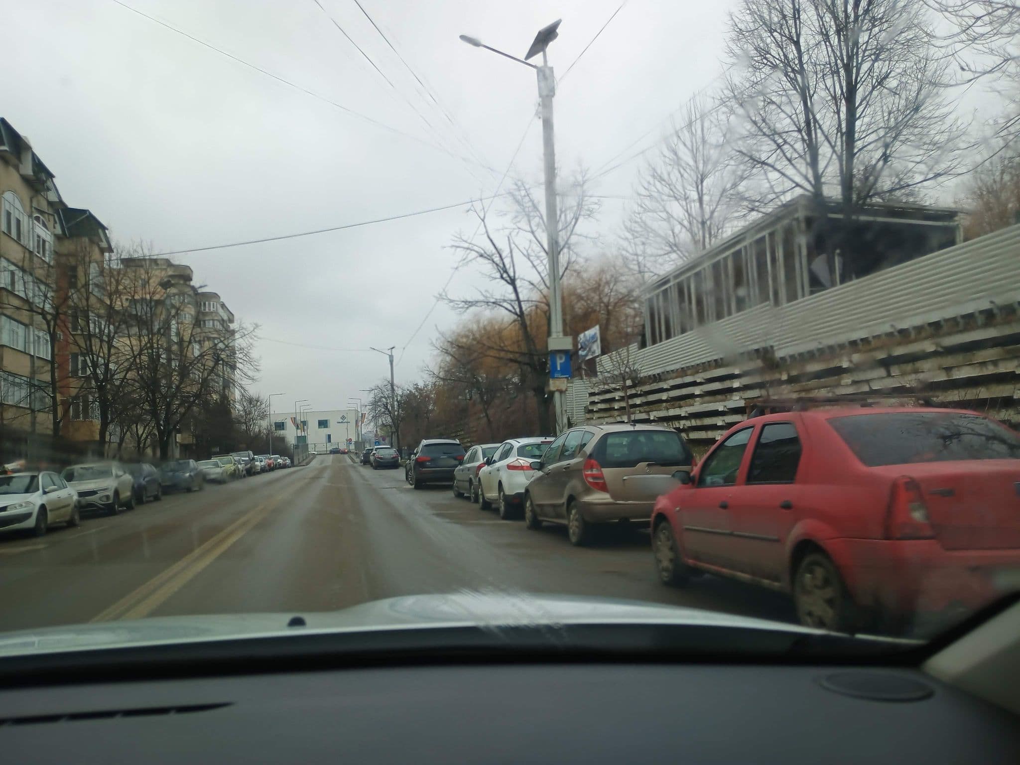 Street view near Pensiunea Vila Verde, Iaşi — © iudas (CC BY-SA · Mapillary)