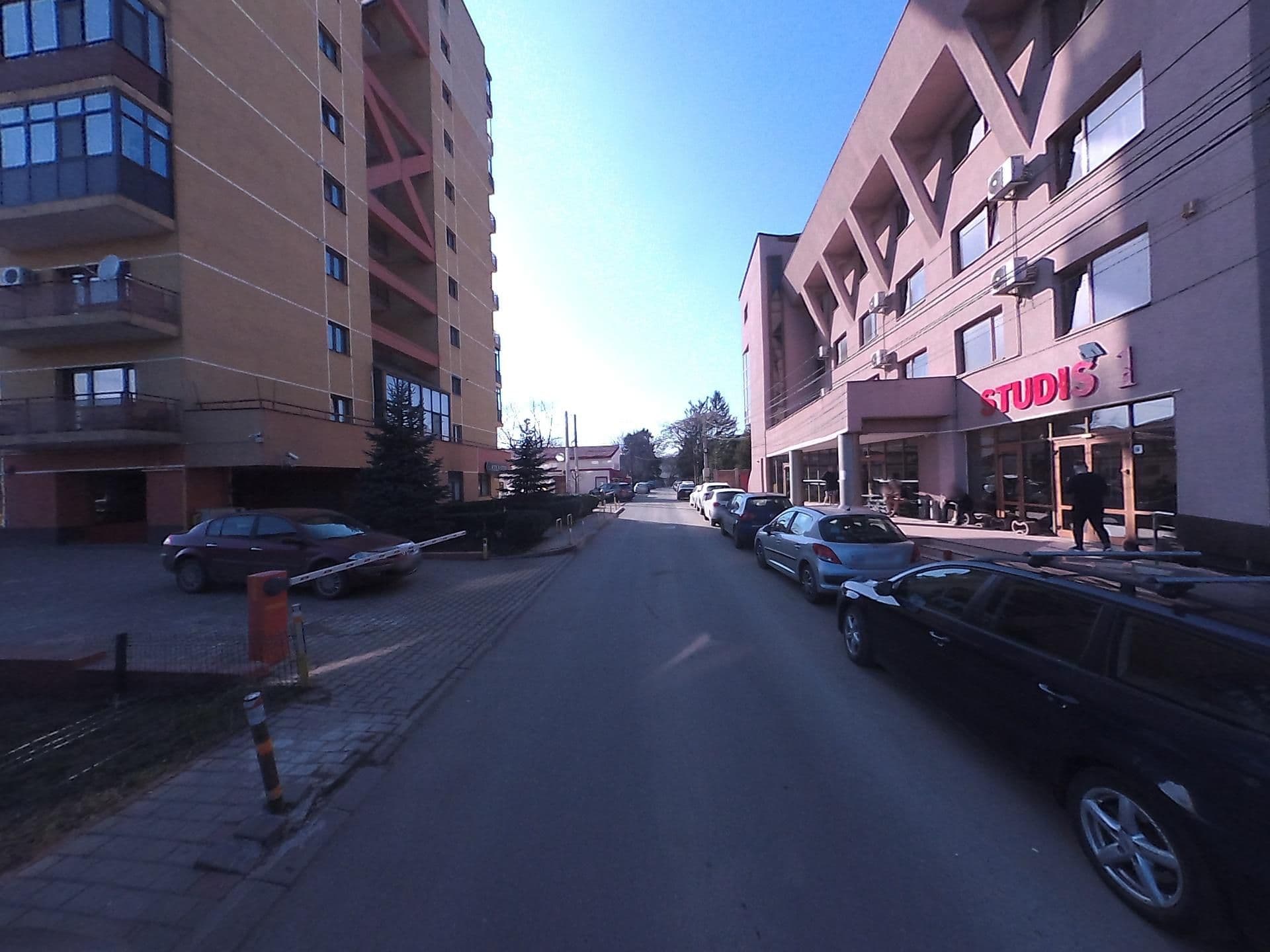 Street view near Hotel Studis, Iaşi — © iudas (CC BY-SA · Mapillary)