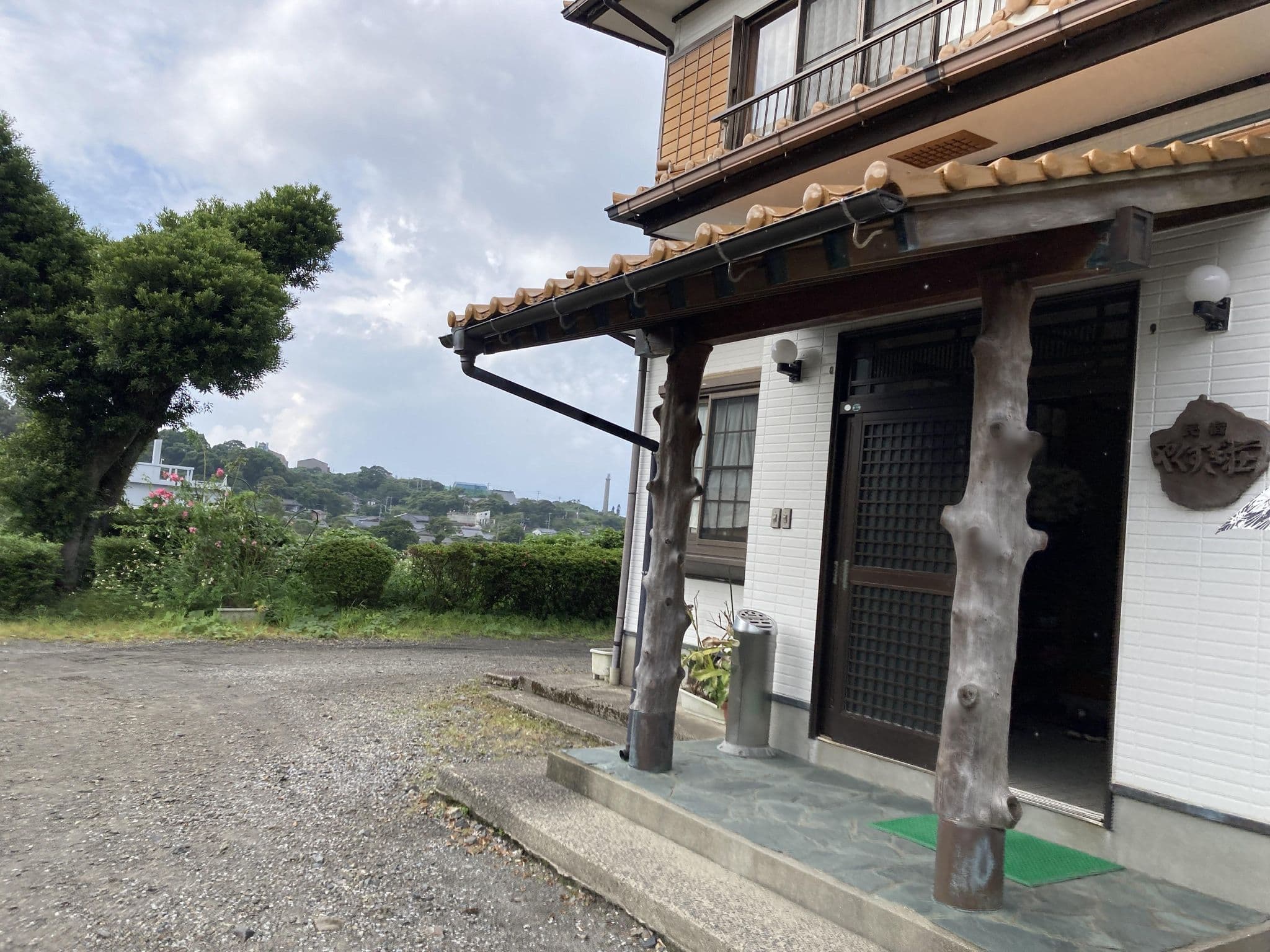 Street view near 民宿 やくすぎ荘, Miyanoura — © 24kawa (CC BY-SA · Mapillary)