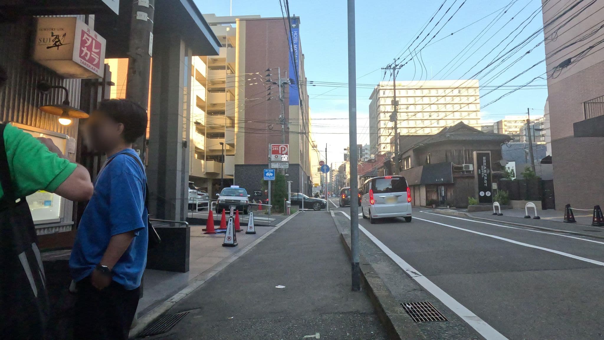 Street view near The Breakfast Hotel 福岡天神, Fukuoka — © alt9800 (CC BY-SA · Mapillary)