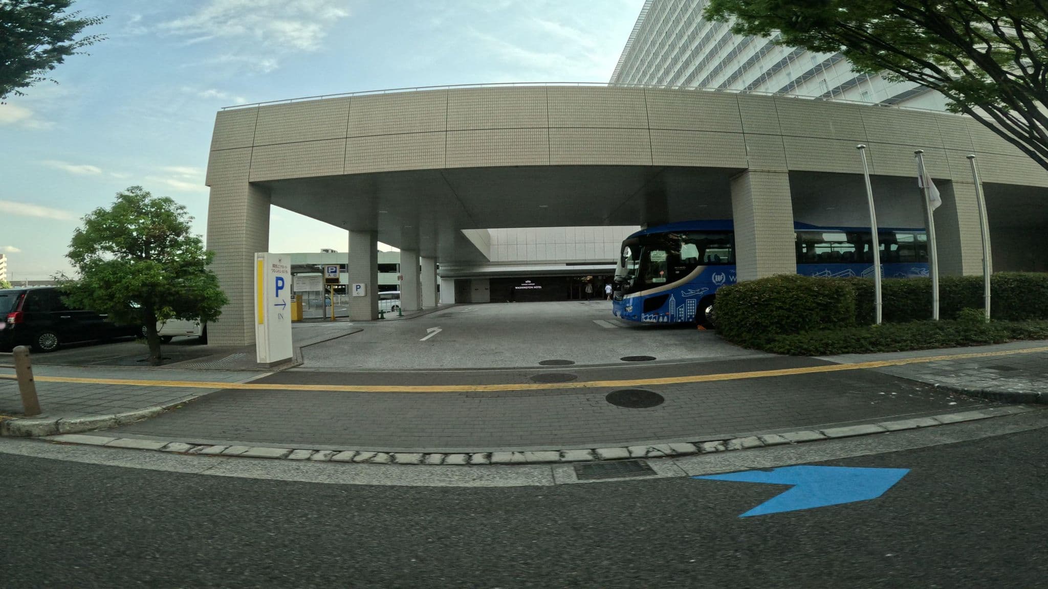 Street view near Narita view Hotel, Izumisano — © okadatsuneo (CC BY-SA · Mapillary)