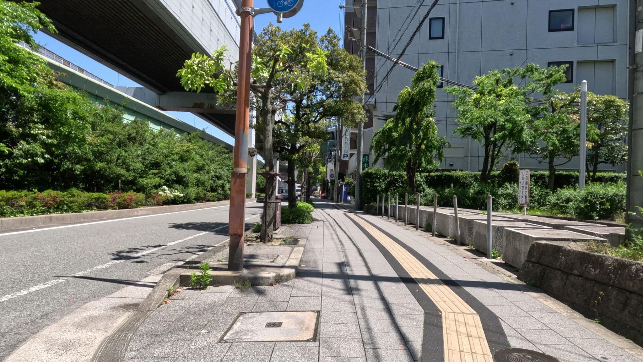 Street view near ホテル甲子園, Nishinomiya — © okadatsuneo (CC BY-SA · Mapillary)