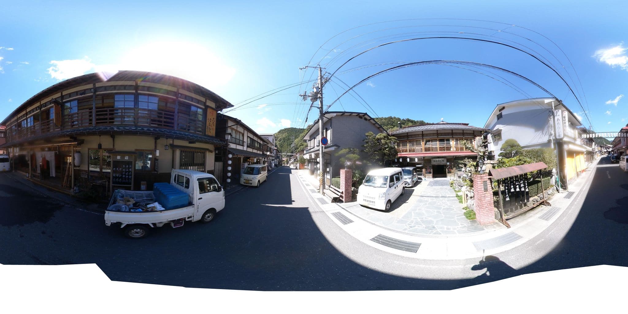 Street view near 花屋徳兵衛, Kawai — © okadatsuneo (CC BY-SA · Mapillary)