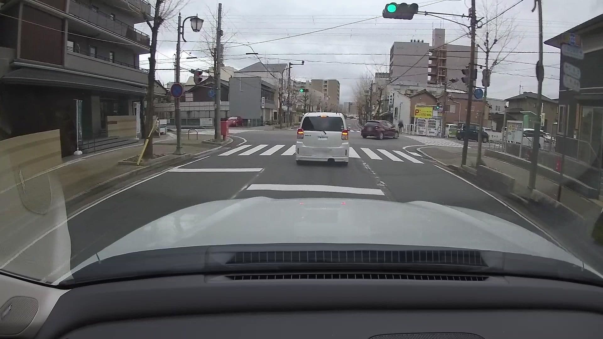 Street view near 橿原観光ホテル, Kashihara-shi — © osapon (CC BY-SA · Mapillary)