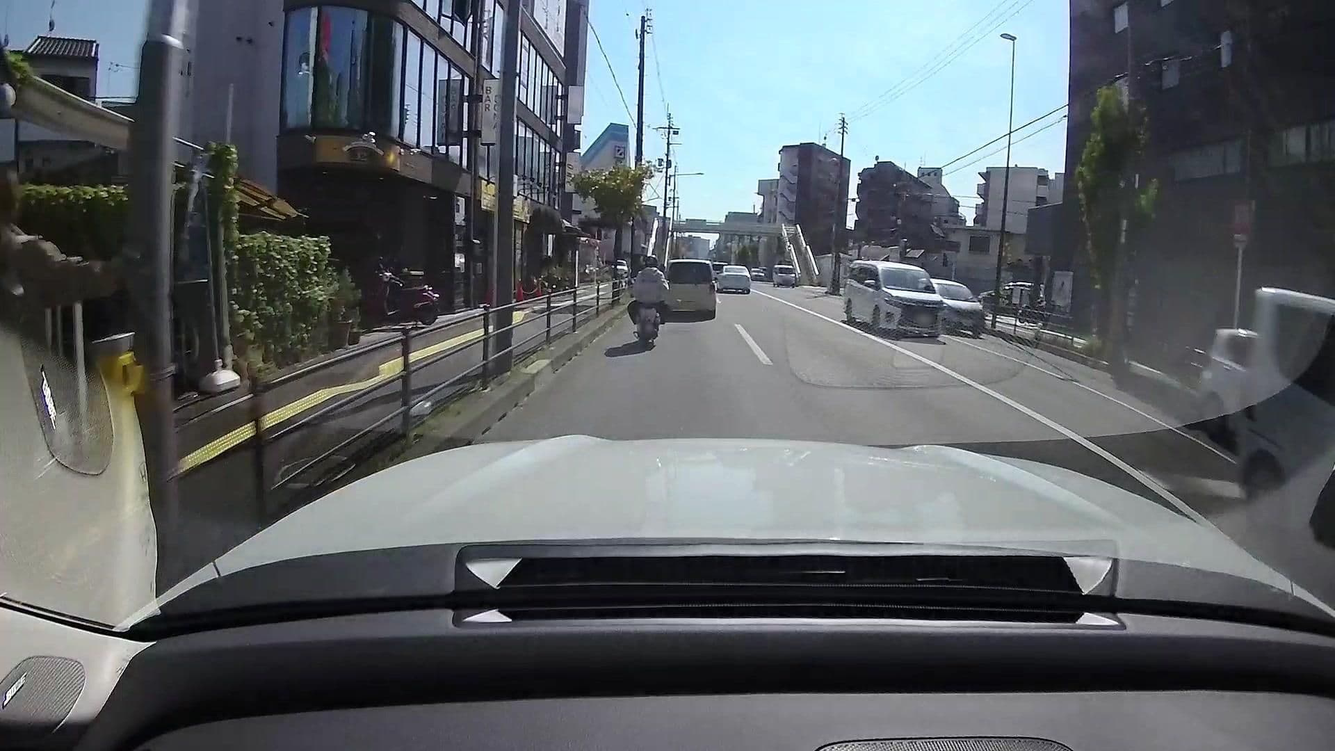 Street view near ホテルトレンド高槻, Takatsuki — © osapon (CC BY-SA · Mapillary)
