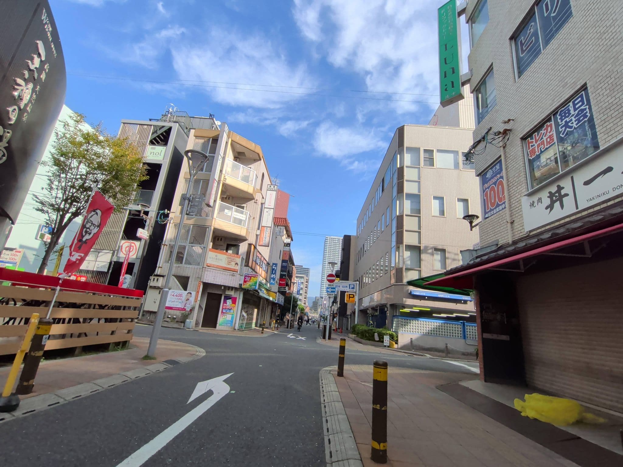 Street view near Work Hotel Annex, Takatsuki — © mzsn (CC BY-SA · Mapillary)
