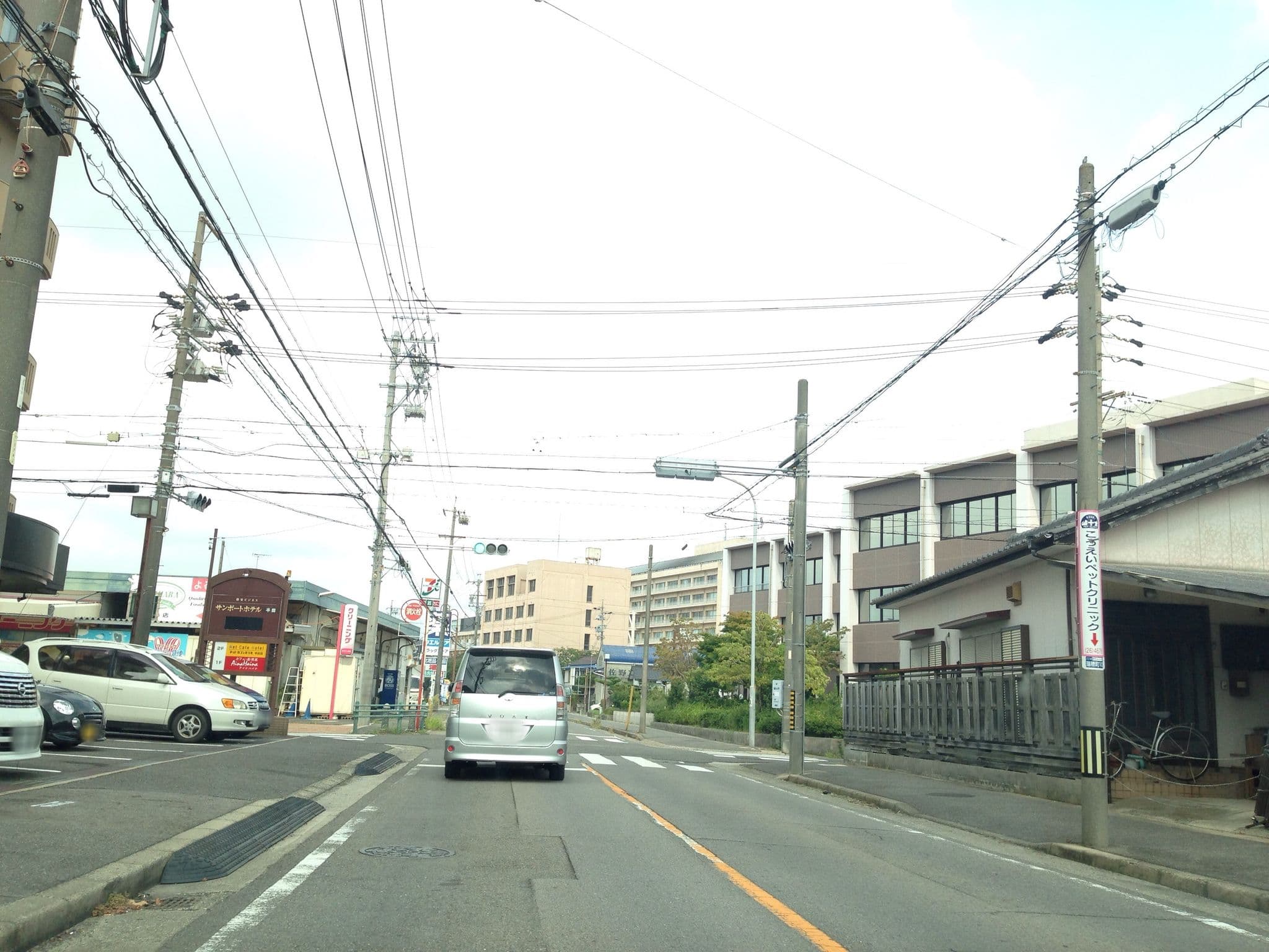 Street view near サンポートホテルミズホ, Handa — © nozon (CC BY-SA · Mapillary)