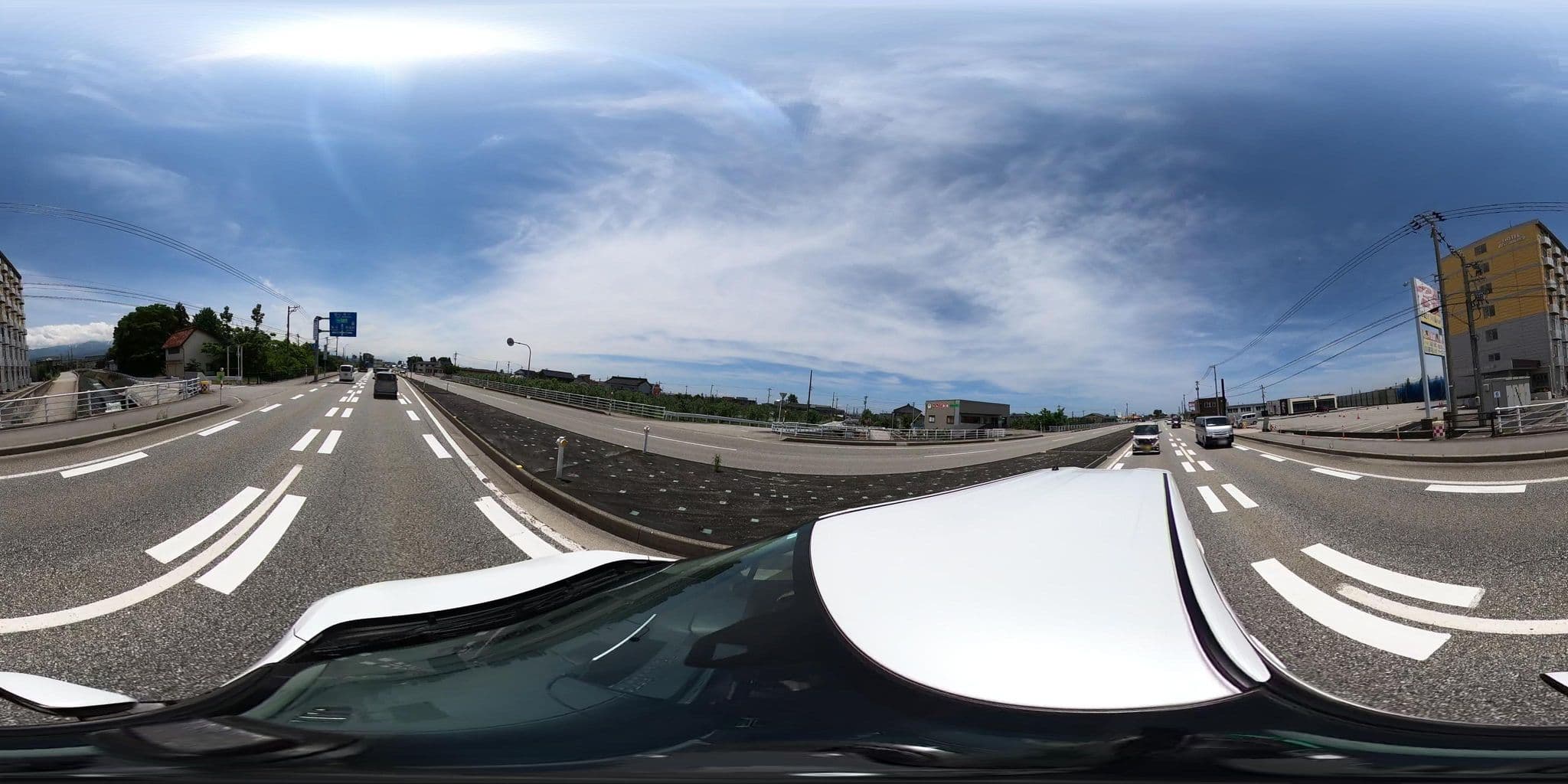 Street view near ホテル ベストイン魚津, Uozu — © flashkiwi (CC BY-SA · Mapillary)