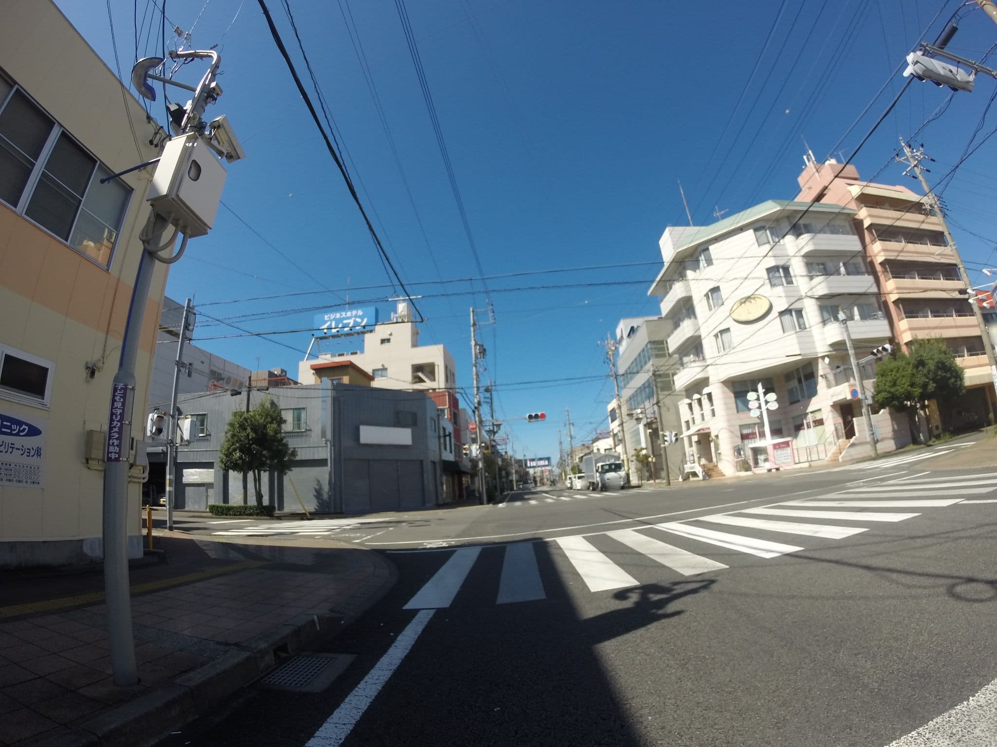 Street view near ビジネスホテルイレブン, Fujieda — © kudarisenmon (CC BY-SA · Mapillary)