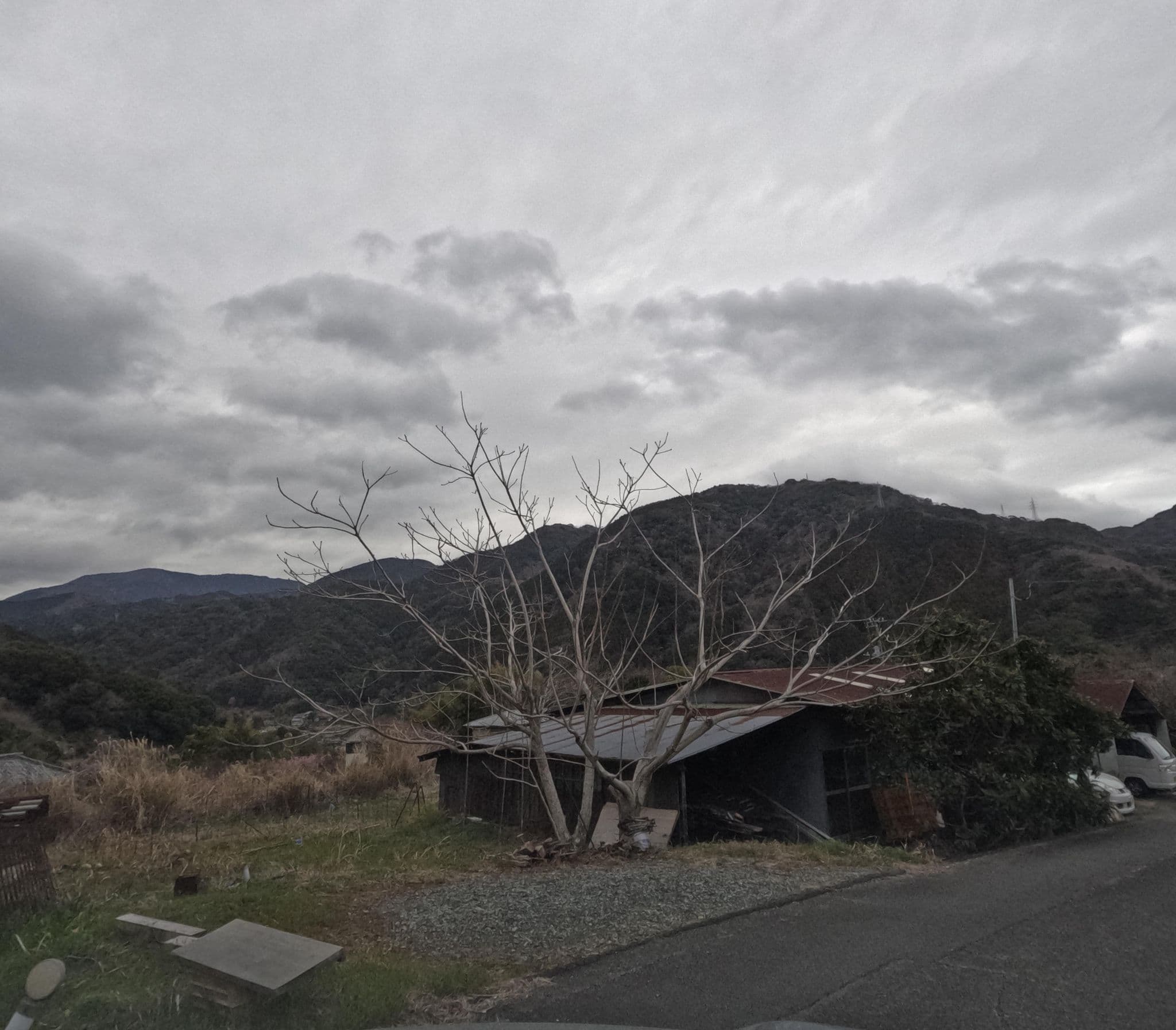 Street view near 伊豆河津 菊水館, Kawazu-ikadaba — © rsnaru (CC BY-SA · Mapillary)
