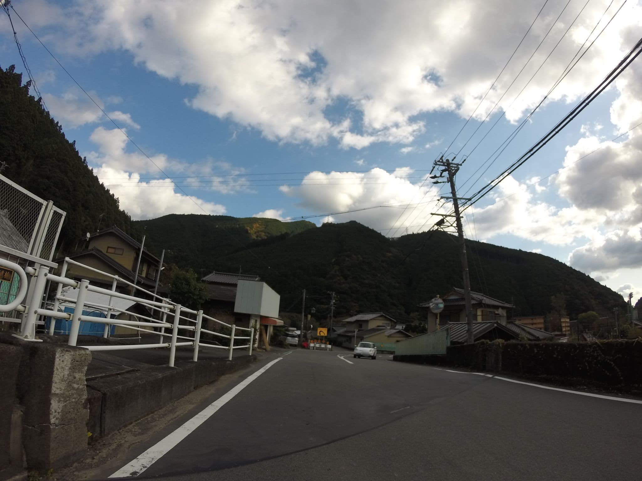 Street view near 泉屋酒店, Tanokuchi — © kudarisenmon (CC BY-SA · Mapillary)