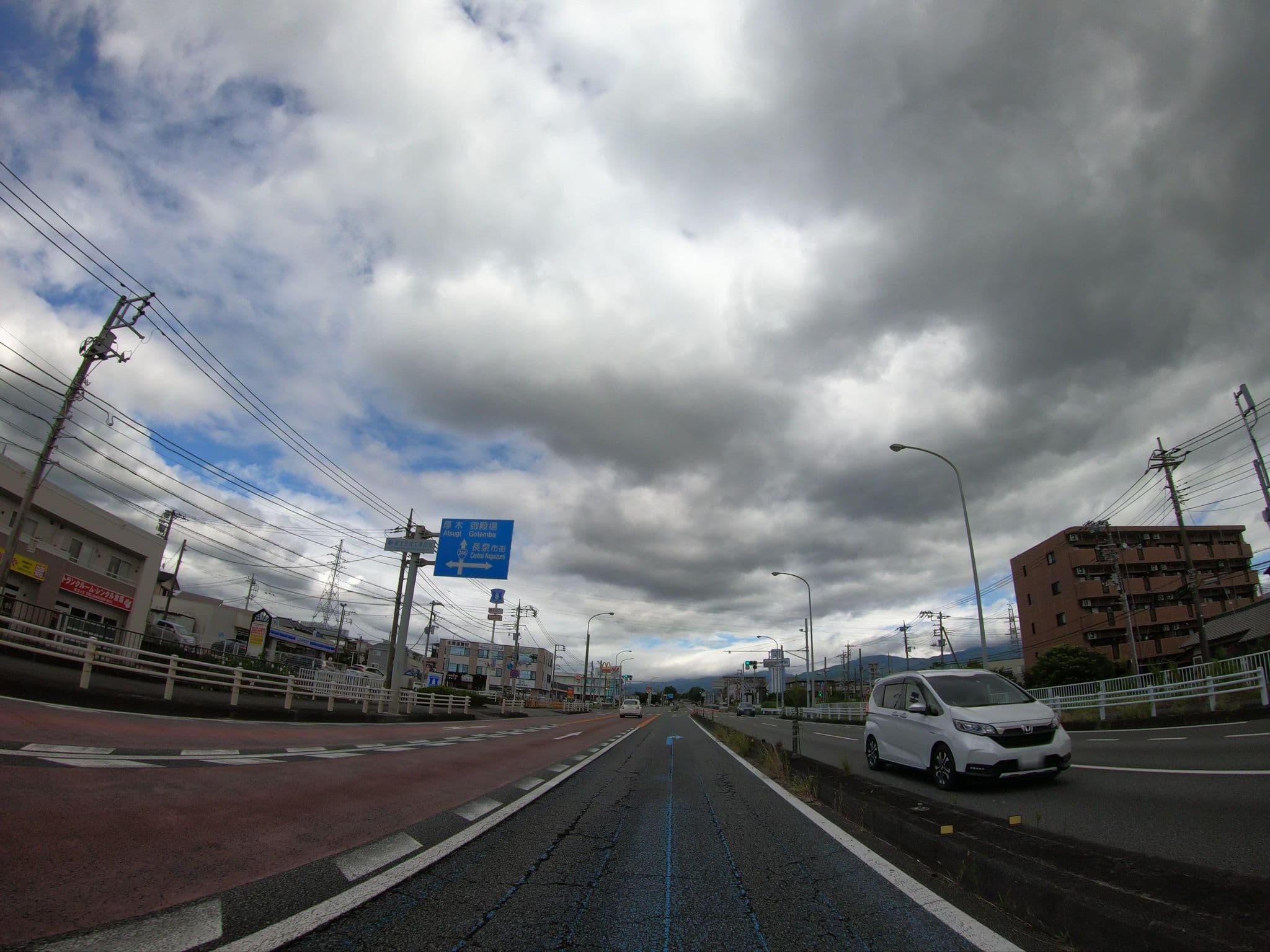 Street view near ウィークリーマンスリーマンションの賃貸くん, Susono — © kudarisenmon (CC BY-SA · Mapillary)
