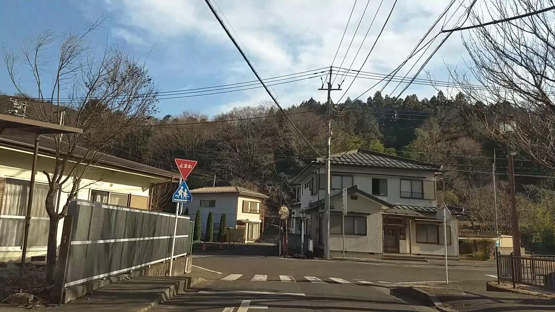 Street view near 春木屋旅館, Sagamihara — © drivephotograph (CC BY-SA · Mapillary)