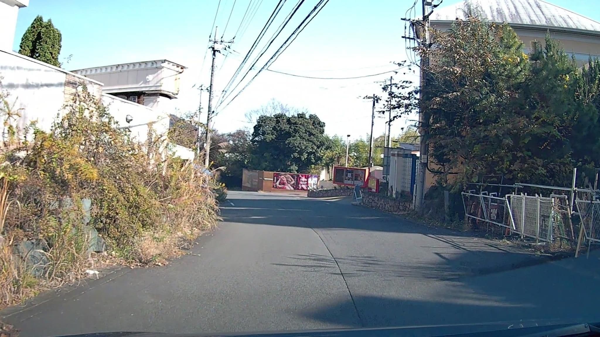 Street view near Restaurant HOTEL 銀の塔, Hadano — © mzaki (CC BY-SA · Mapillary)
