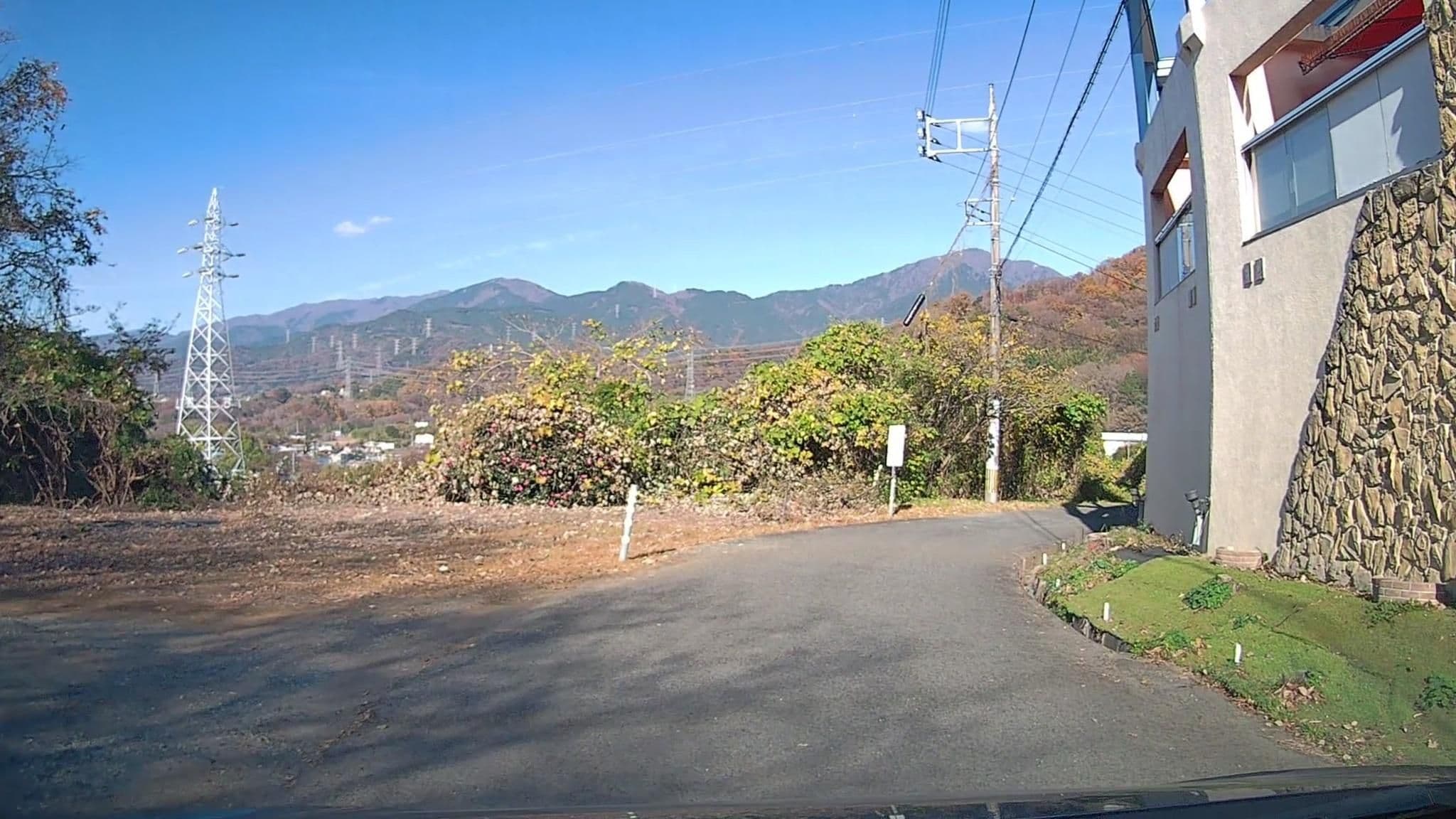 Street view near ホテルパヒューム, Hadano — © mzaki (CC BY-SA · Mapillary)