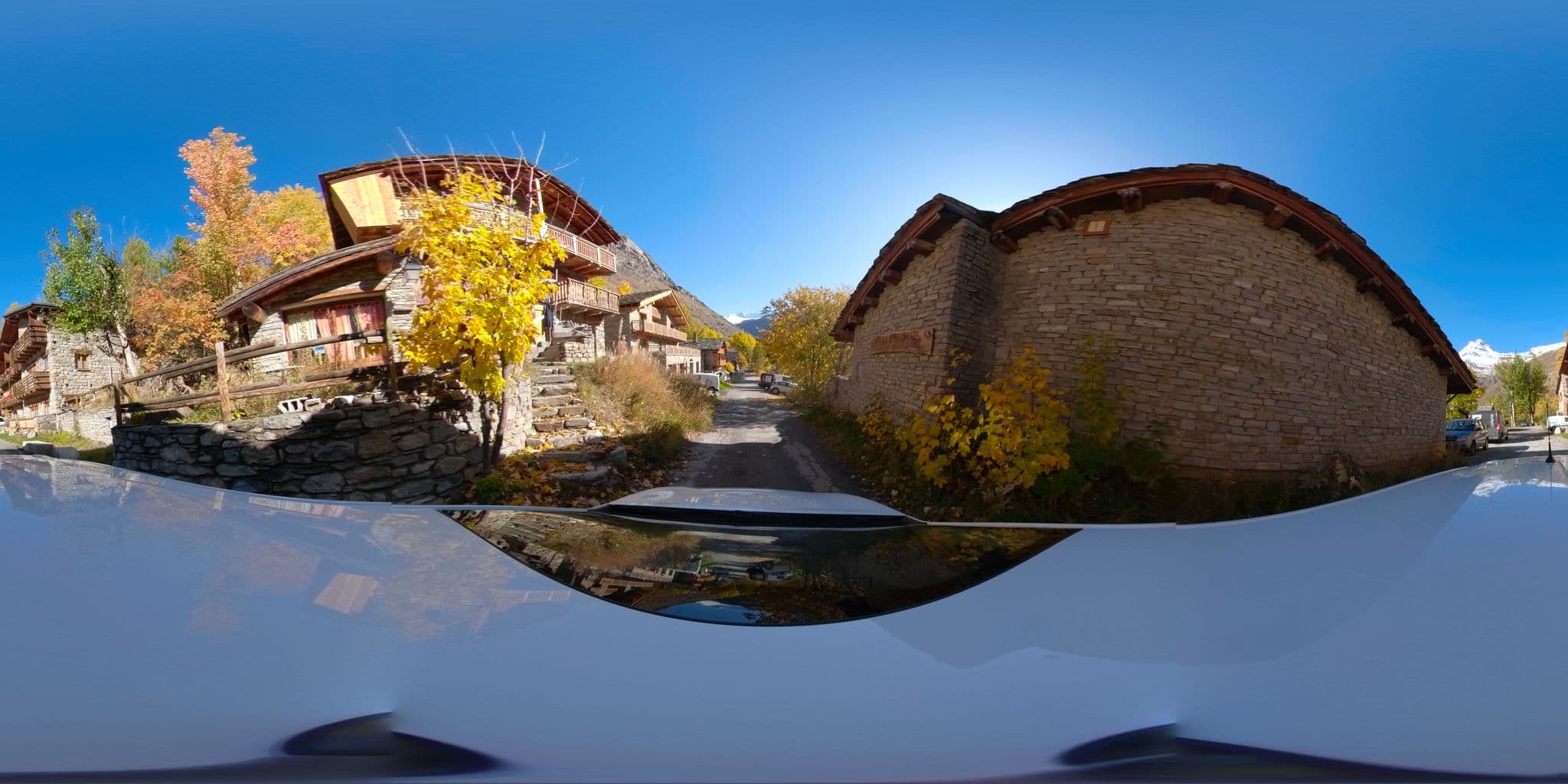 Street view near Soldanelle, Val-d'Isère