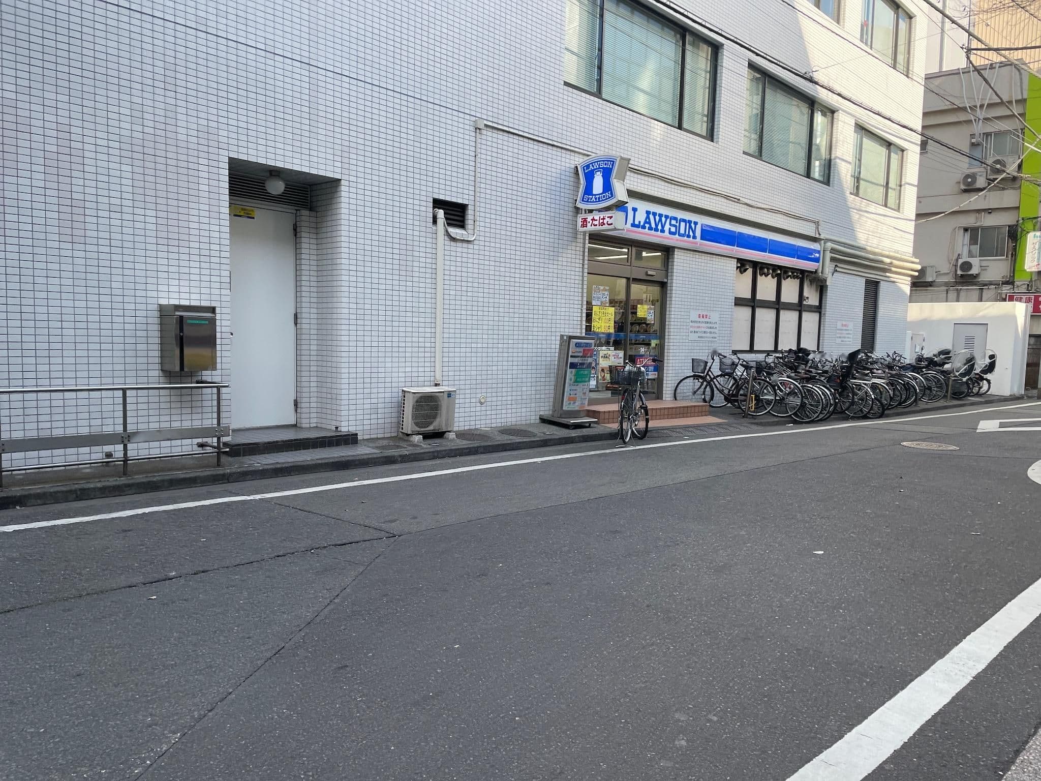 Street view near タワー館, Tachikawa — © musashino5 (CC BY-SA · Mapillary)