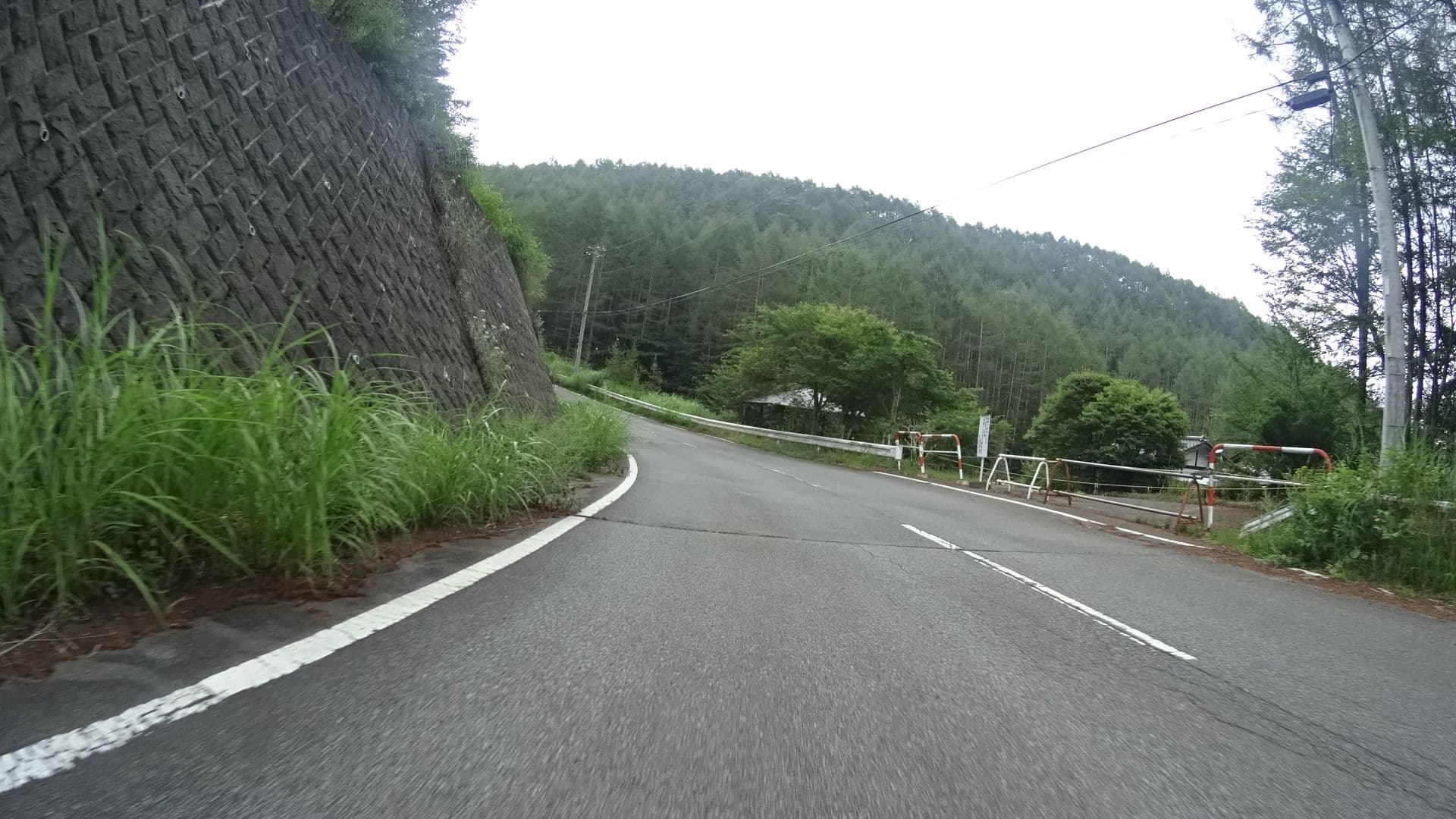 Street view near ホトリニテ, Enzan — © tmogi21a (CC BY-SA · Mapillary)