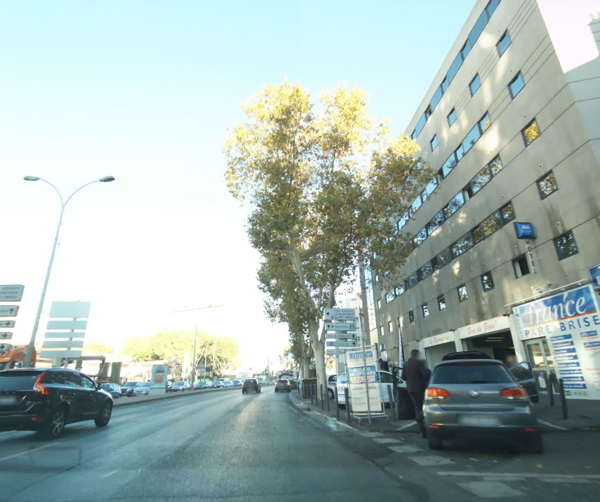 Street view near Ibis Budget, Marseille 05 — © sogefi (CC BY-SA · Mapillary)