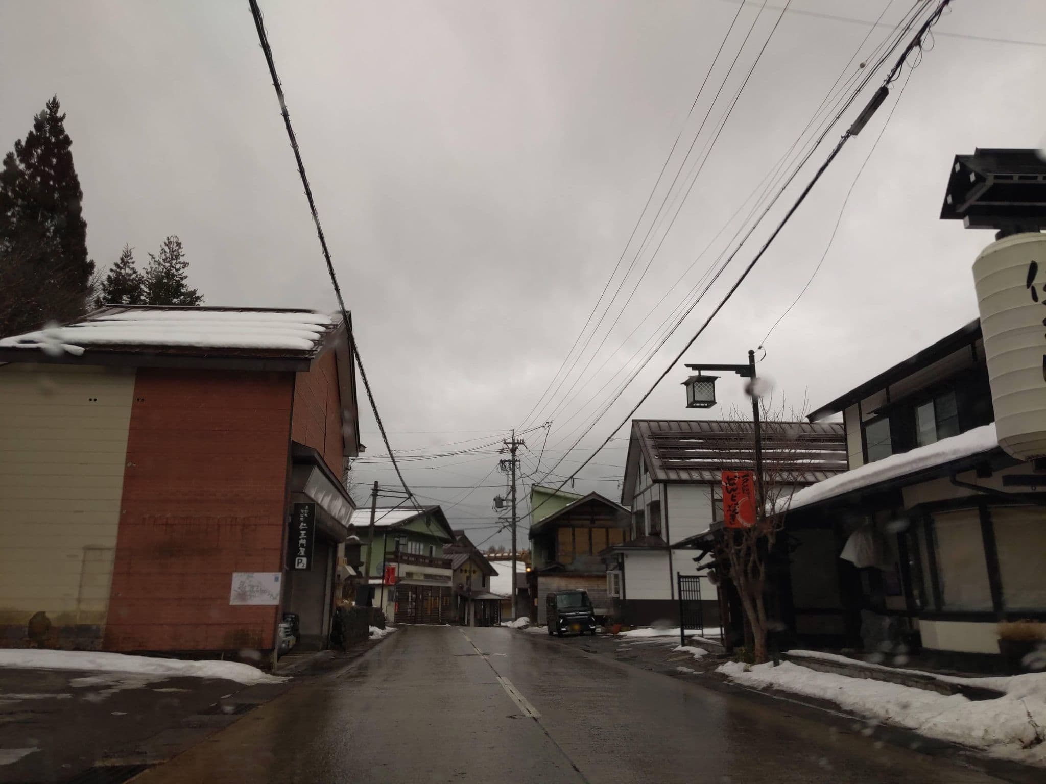 Street view near 二澤旅館, Kashiwabara — © komoronokaze (CC BY-SA · Mapillary)