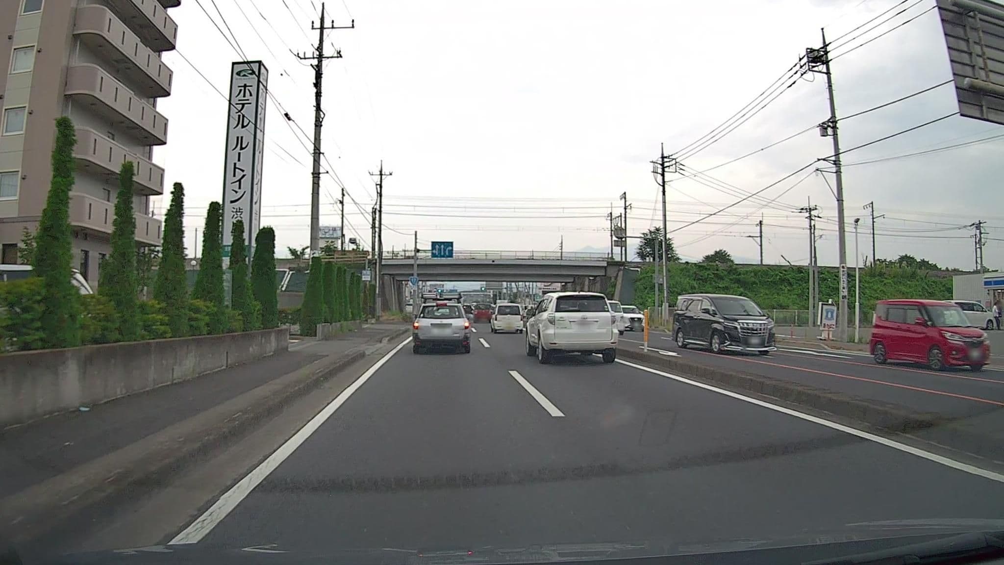 Street view near Hotel Route Inn Shibukawa, Shibukawa — © mzaki (CC BY-SA · Mapillary)