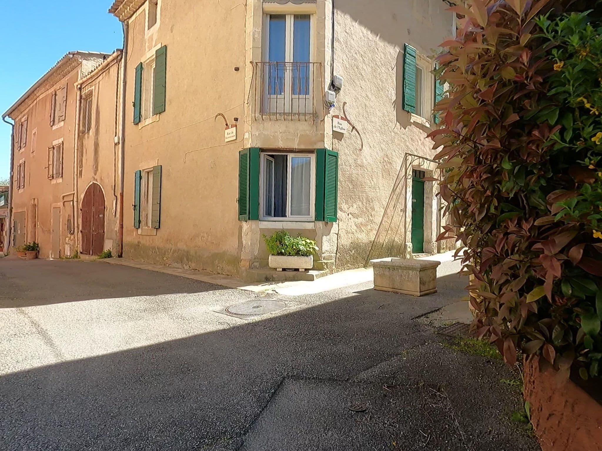 Street view near Gîte d'Étape Communal, Céreste — © voyage-hors-saison (CC BY-SA · Mapillary)