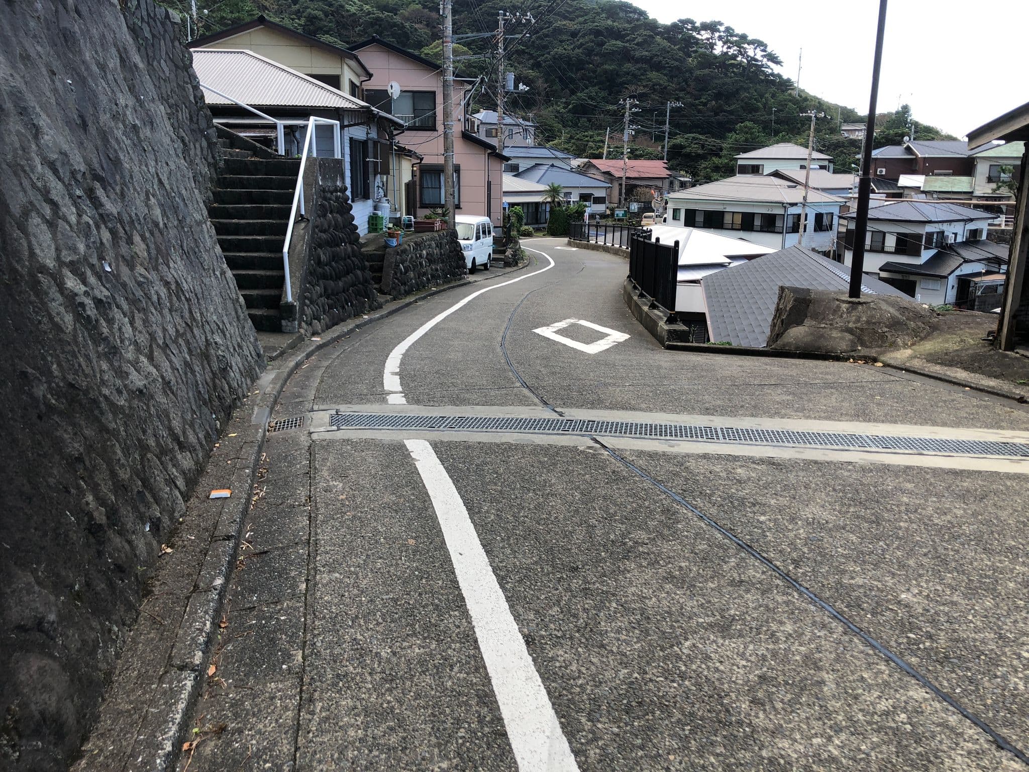 Street view near 吉祥丸クラブハウス, Miyake — © wtnb (CC BY-SA · Mapillary)
