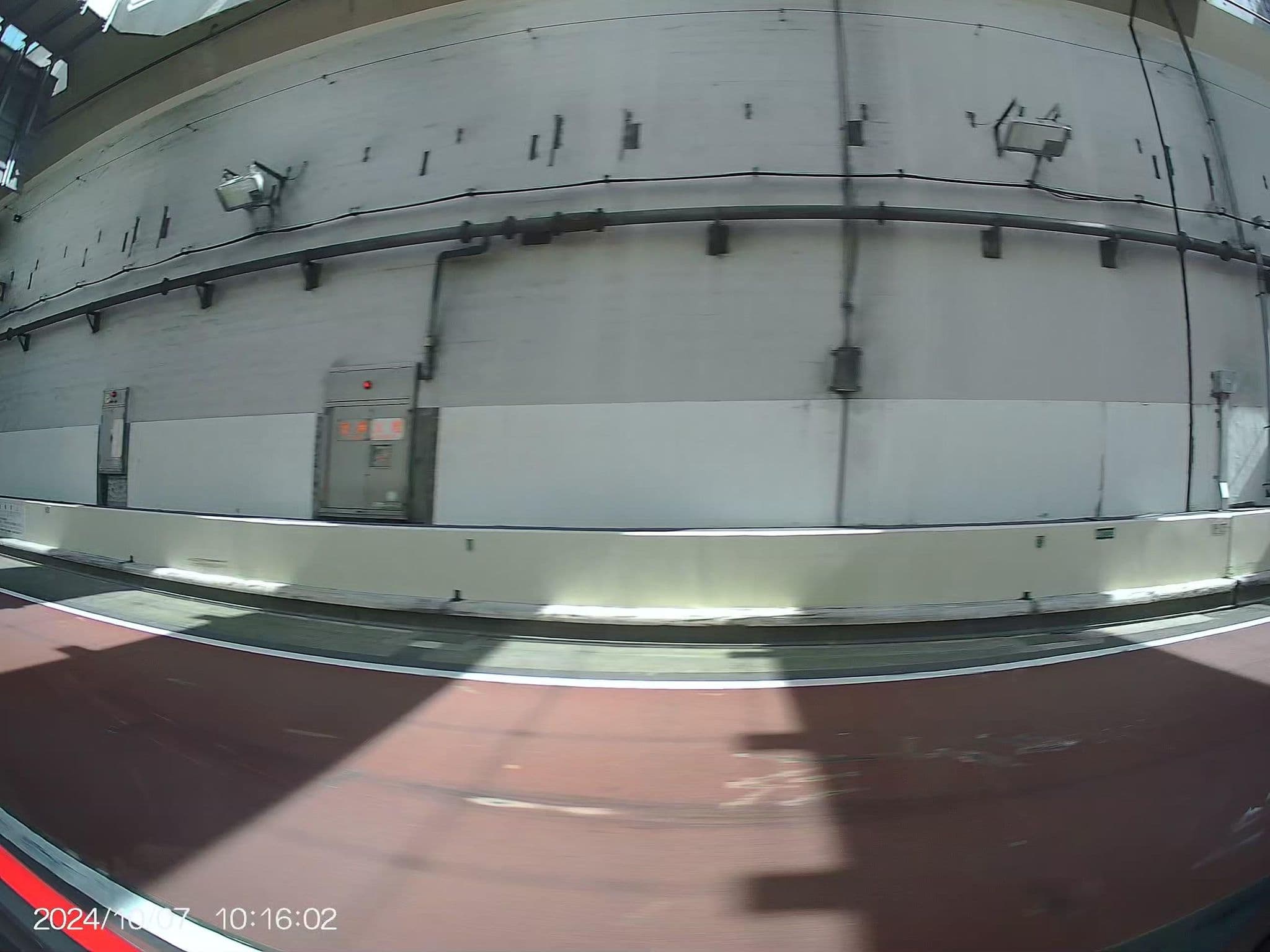 Street view near リッチモンドホテル横浜馬車道, Minatomirai — © mitz (CC BY-SA · Mapillary)