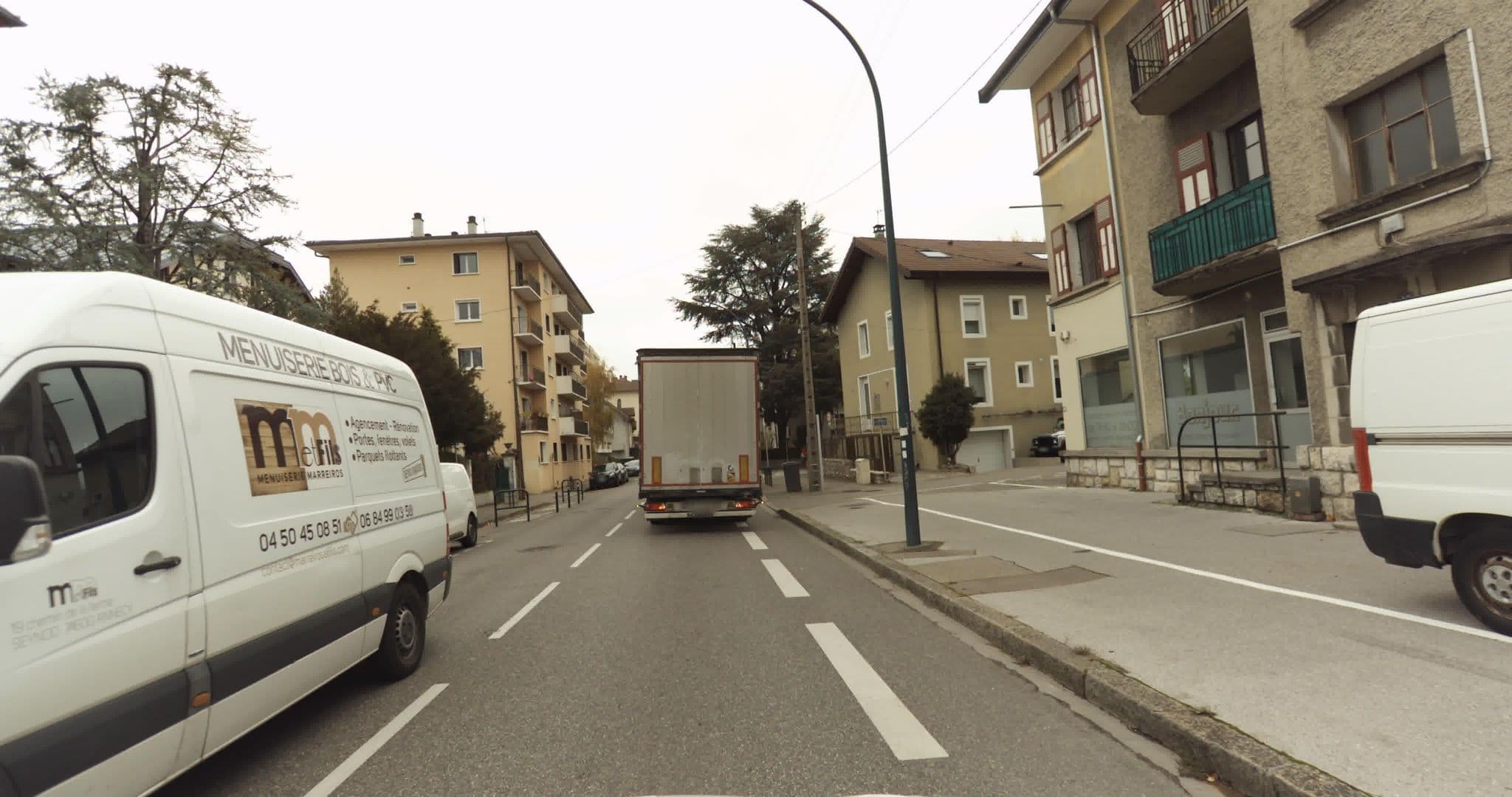 Street view near Annecy Hostel, Cran-Gevrier — © sogefi (CC BY-SA · Mapillary)