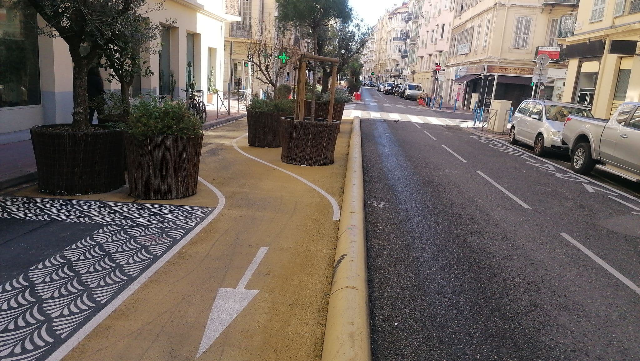 Street view near Myosotis, Rue de France — © bayebass513 (CC BY-SA · Mapillary)