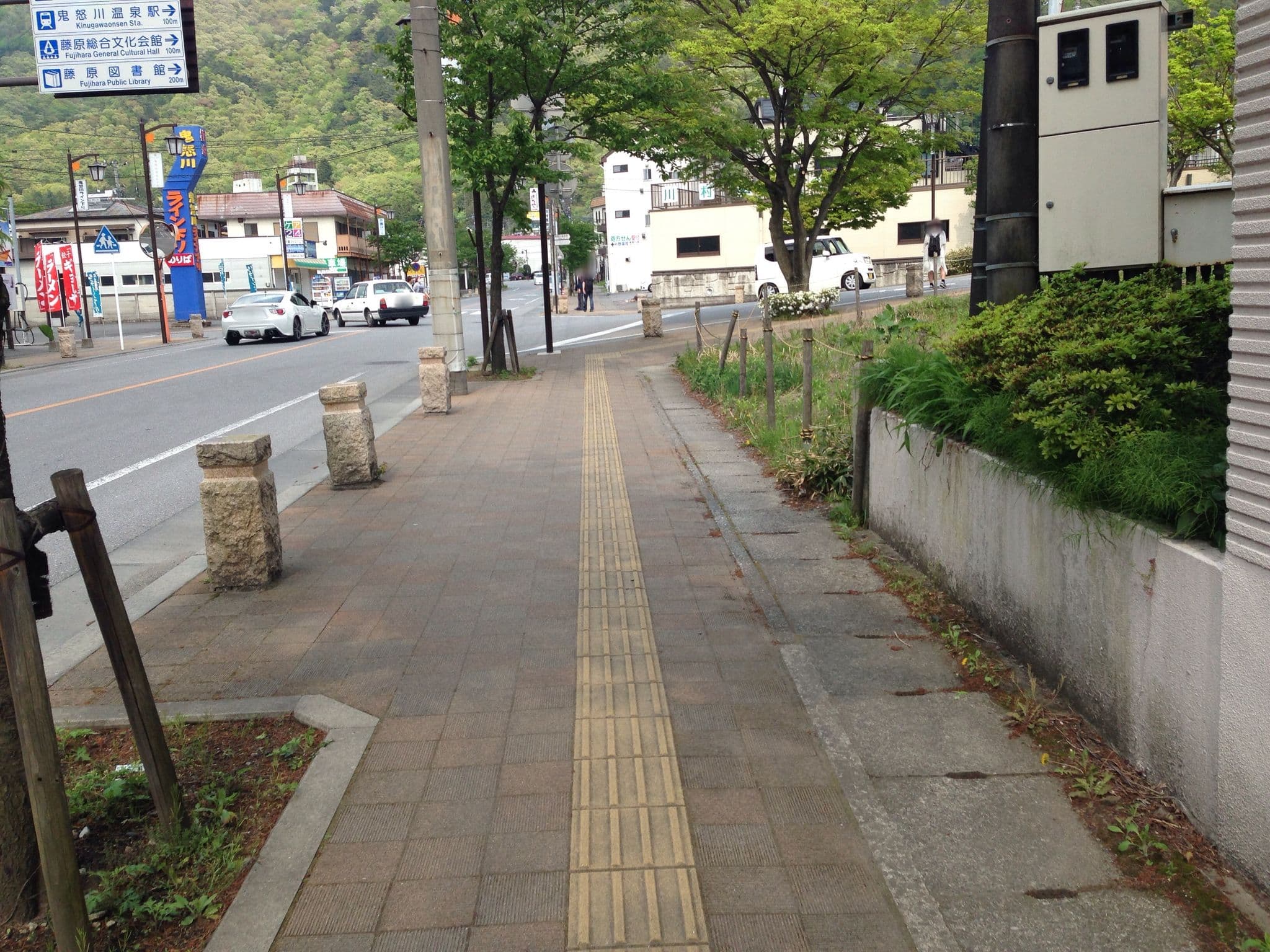 Street view near ホテル三日月(東館), Kinugawa Onsen — © nozon (CC BY-SA · Mapillary)