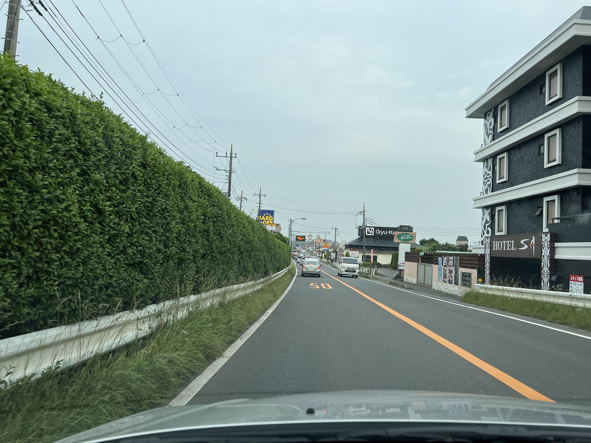 Street view near ホテル サー 市川, Ichikawa — © mitz (CC BY-SA · Mapillary)