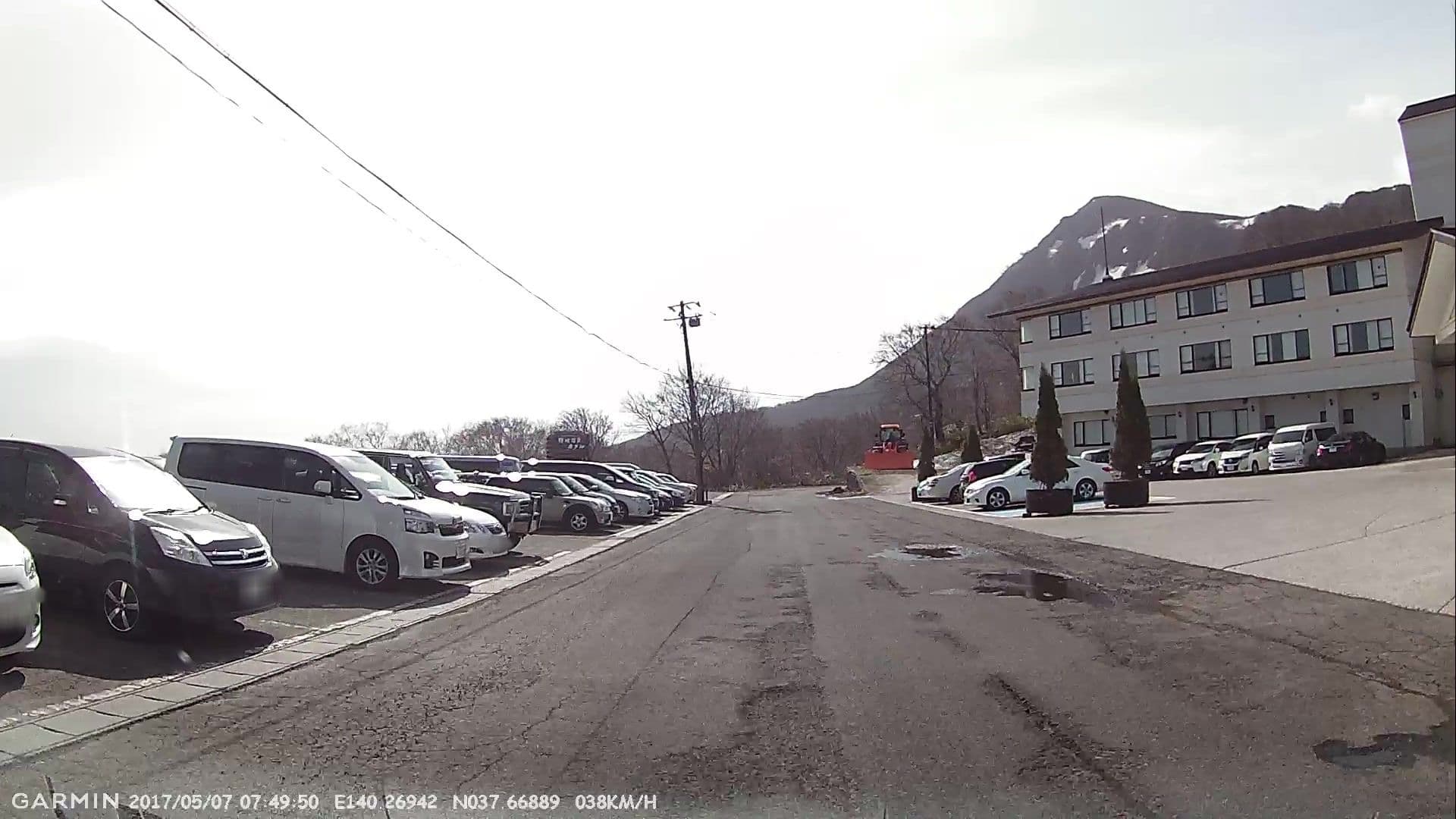 Street view near 野地温泉ホテル, Dake-onsen — © jmmapiranger (CC BY-SA · Mapillary)