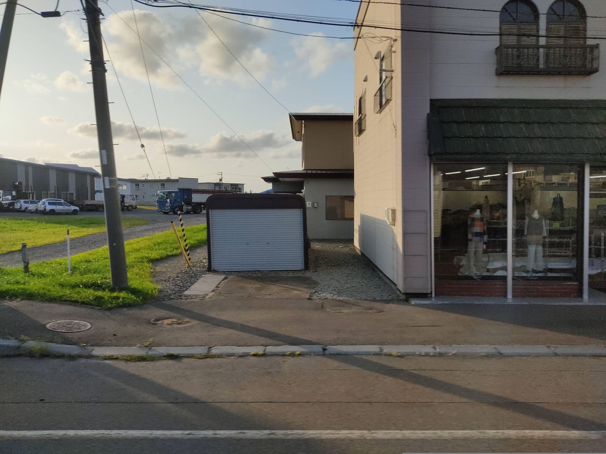Street view near 民宿弁天, Kaminokuni — © tonoyamatanken (CC BY-SA · Mapillary)