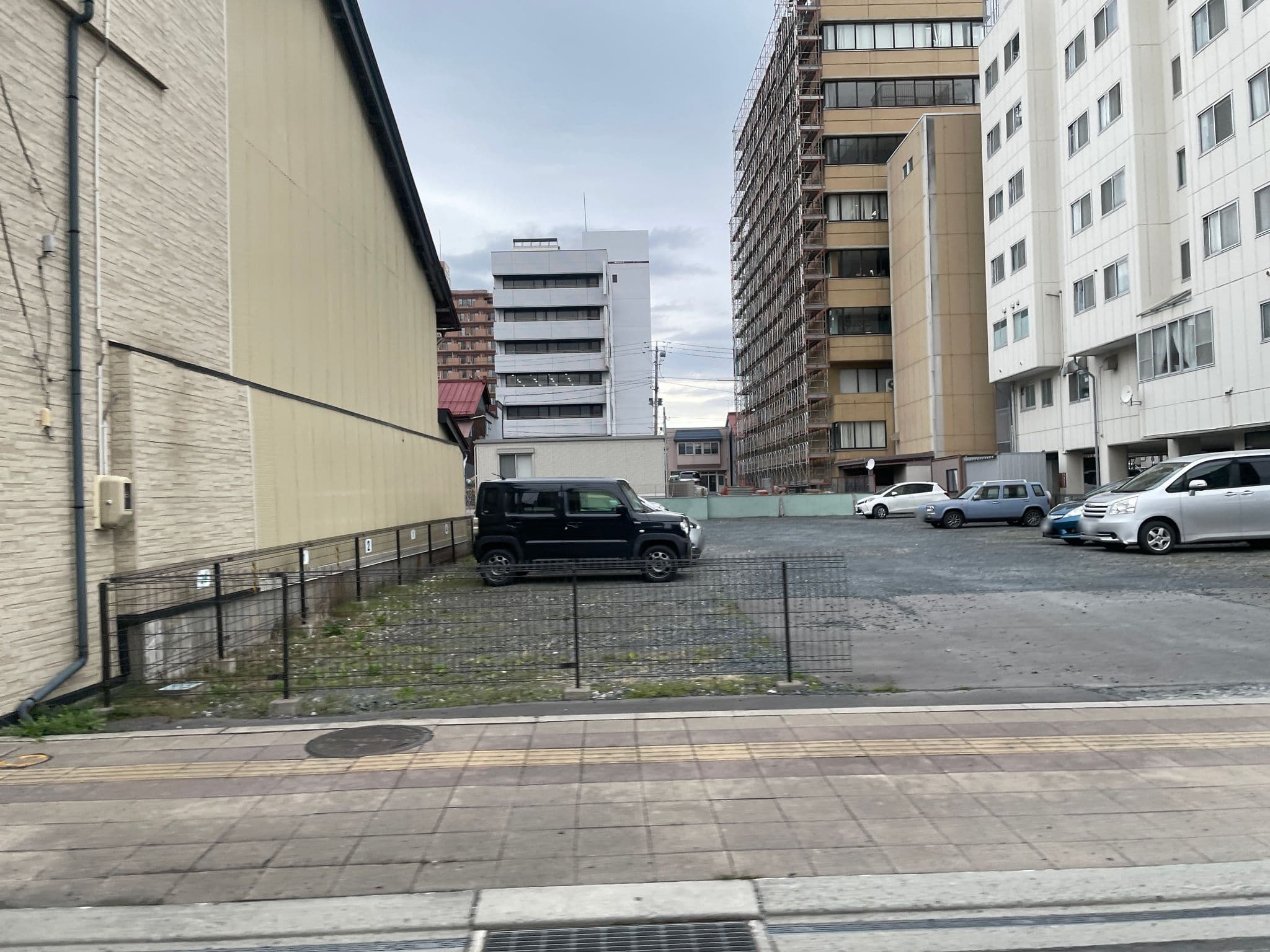 Street view near パンション アットホームイン八戸, Hachinohe — © musashino5 (CC BY-SA · Mapillary)