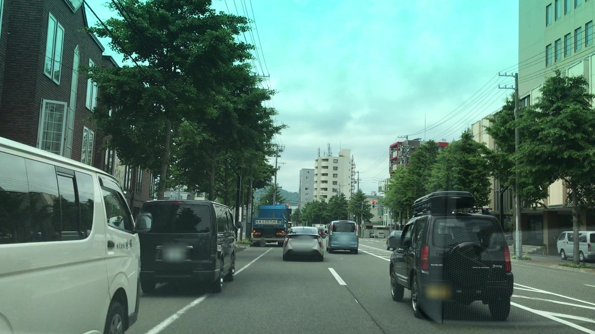 Street view near 縁家, Sapporo — © lvl5 (CC BY-SA · Mapillary)