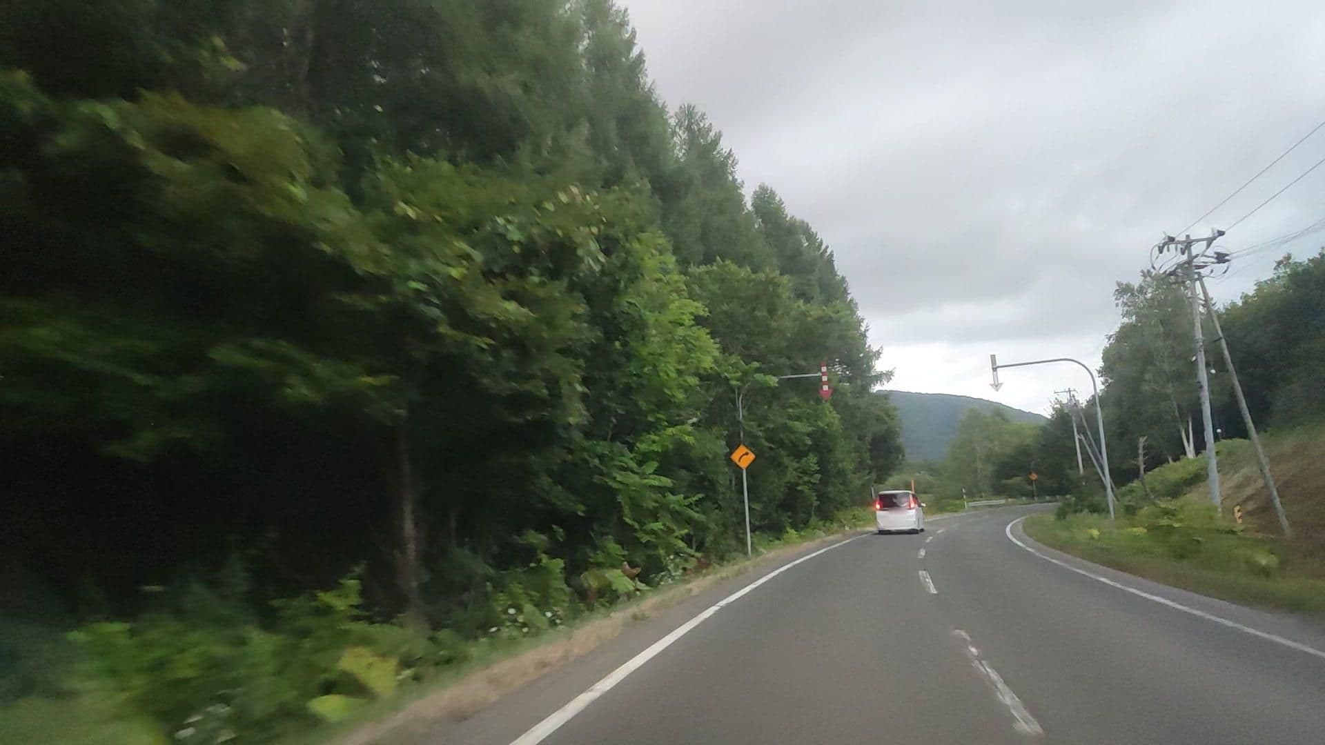 Street view near コテージタイプホテルマルベリー, Shimo-furano — © drivephotograph (CC BY-SA · Mapillary)