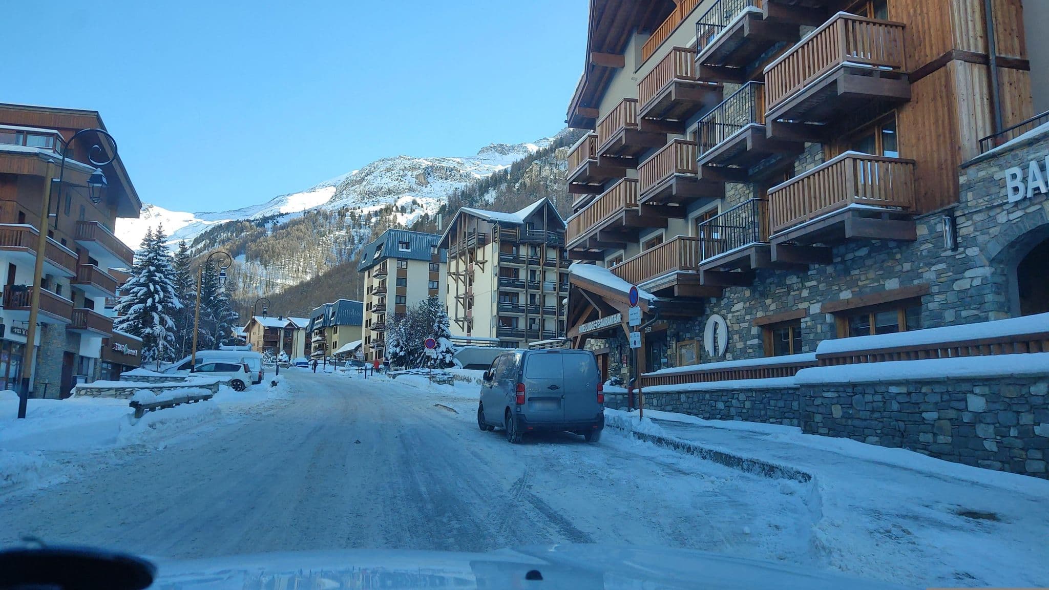 Street view near Avancher, Val-d'Isère