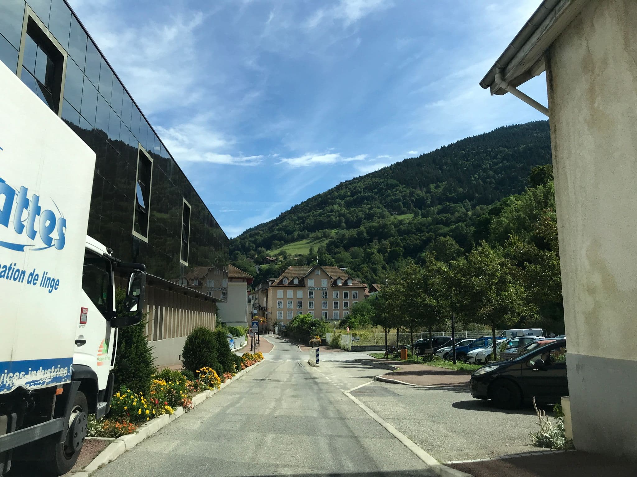 Street view near Terres de France - Appart Hôtel Le Splendid, Allevard — © pgiraud (CC BY-SA · Mapillary)
