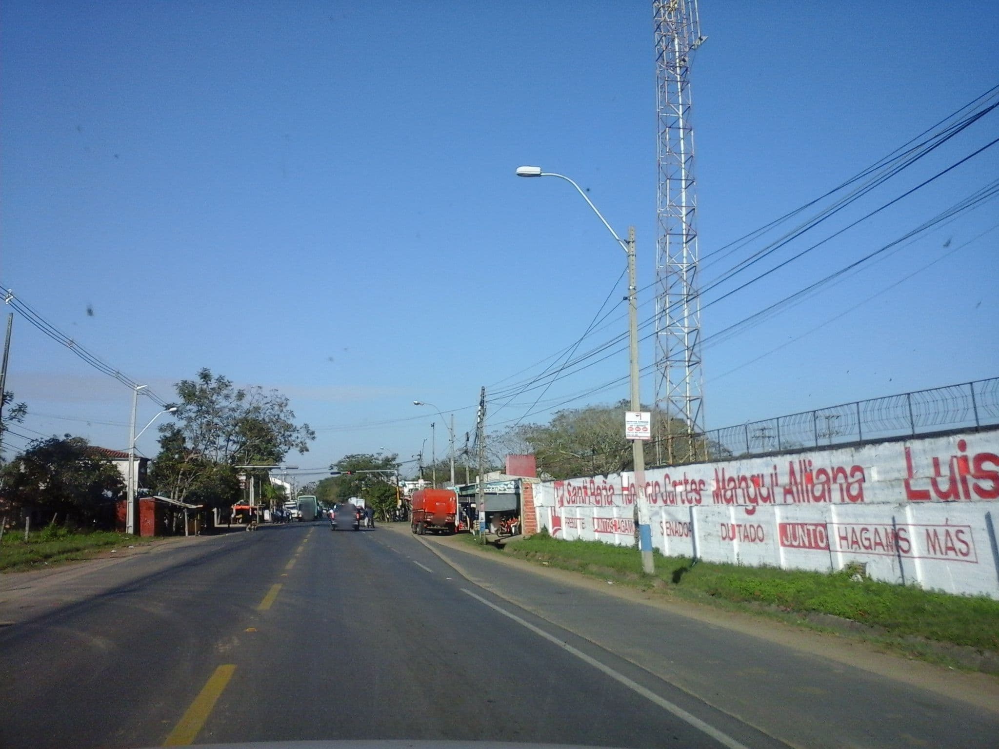 Street view near Hotel el Paisano, Pilar — © carlosbrys (CC BY-SA · Mapillary)