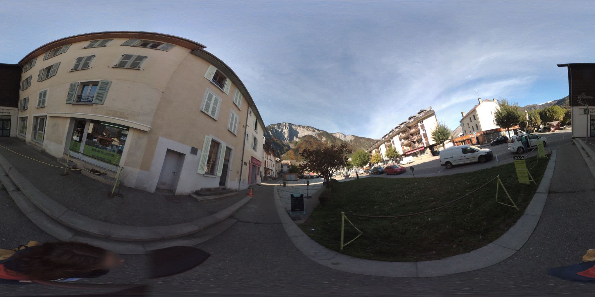 Street view near Hôtel des Alpes, Le Bourg-d'Oisans — © arteragence (CC BY-SA · Mapillary)