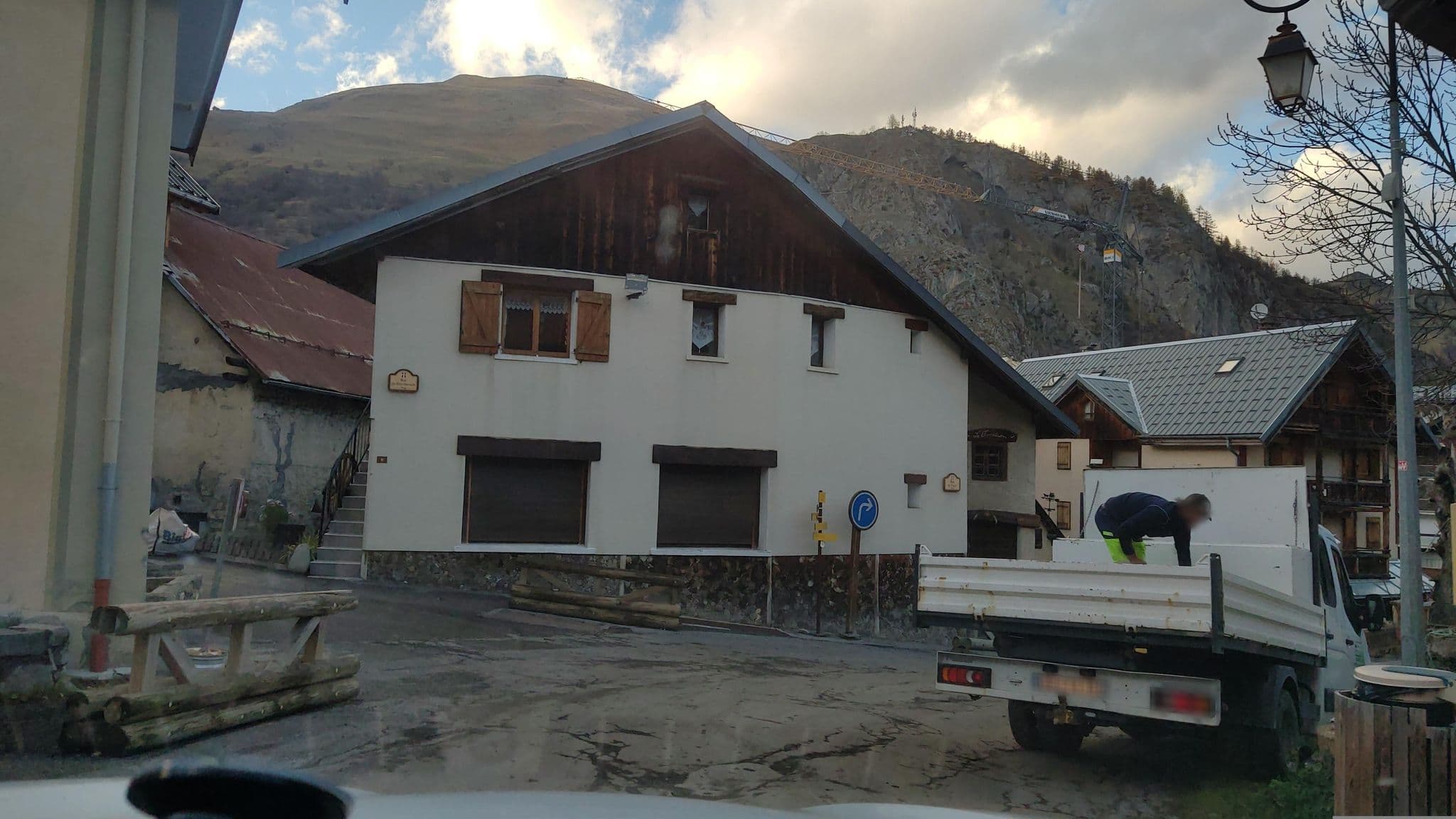 Street view near Chalet Cômo-Brunate, Valloire