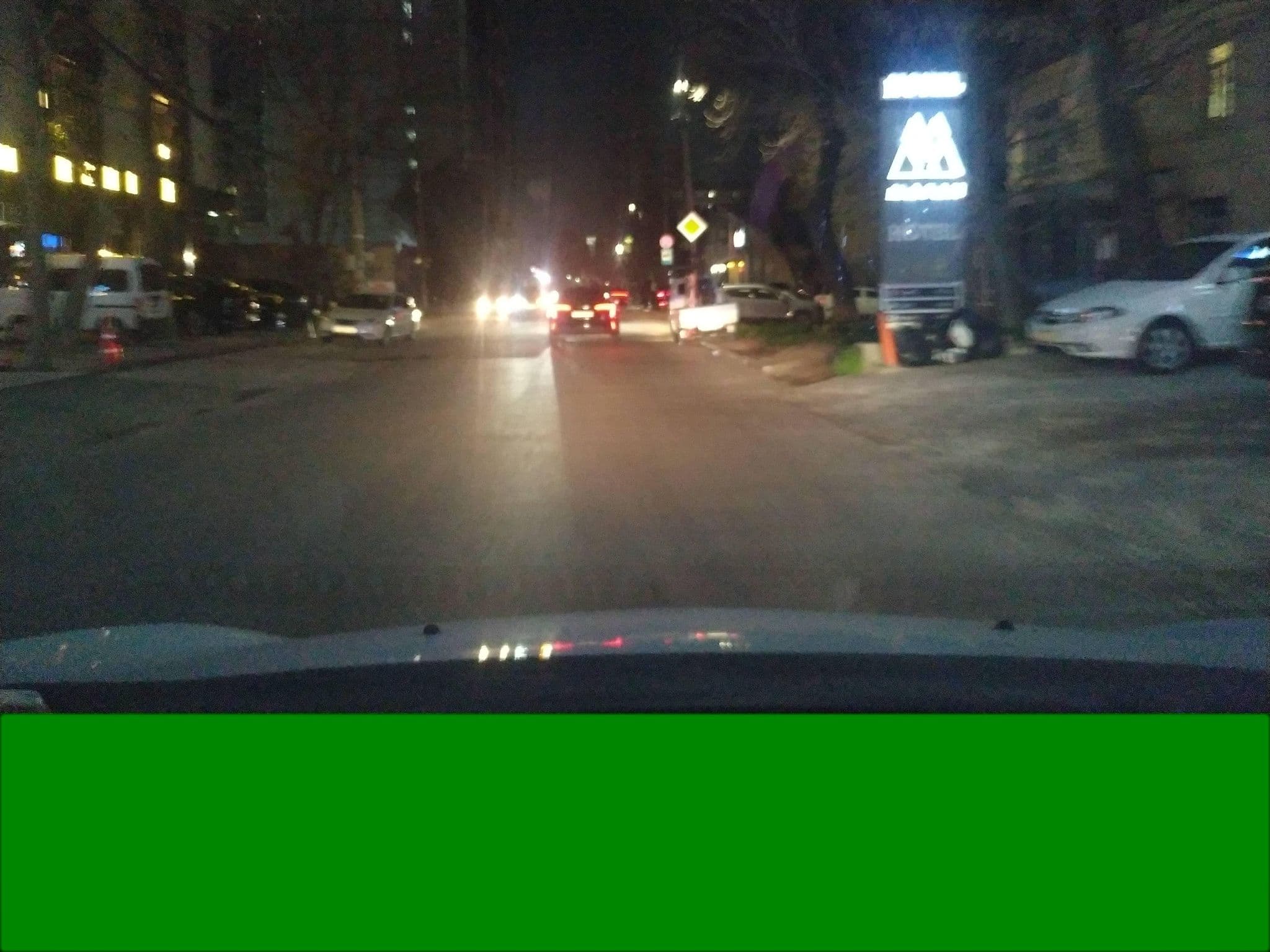 Street view near Macan Terrace Hotel, Yunusobod — © sirojiddin520 (CC BY-SA · Mapillary)