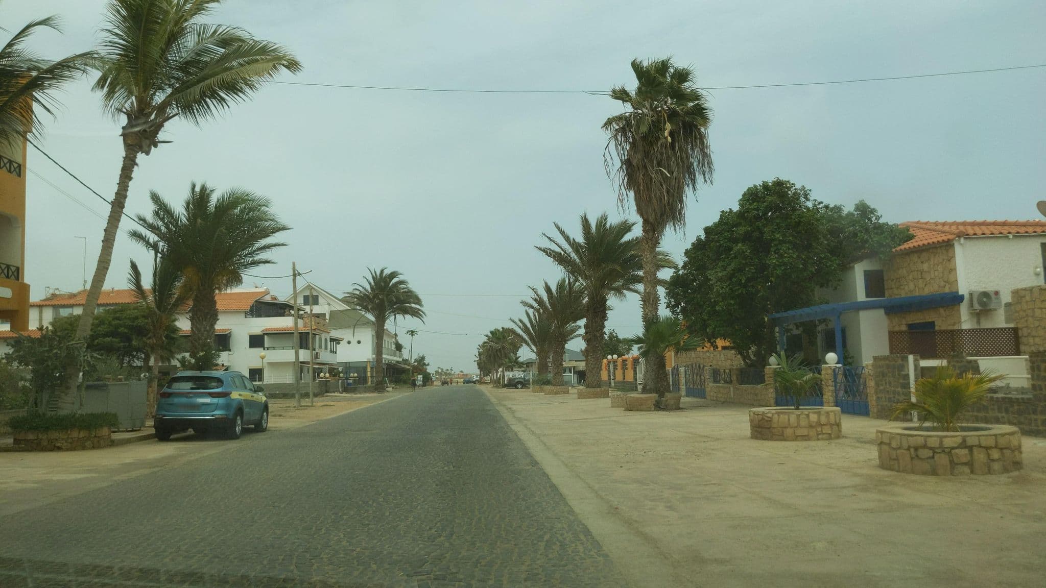 Street view near Aparthotel Santa Maria Beach, Santa Maria Centro — © waldyrious (CC BY-SA · Mapillary)