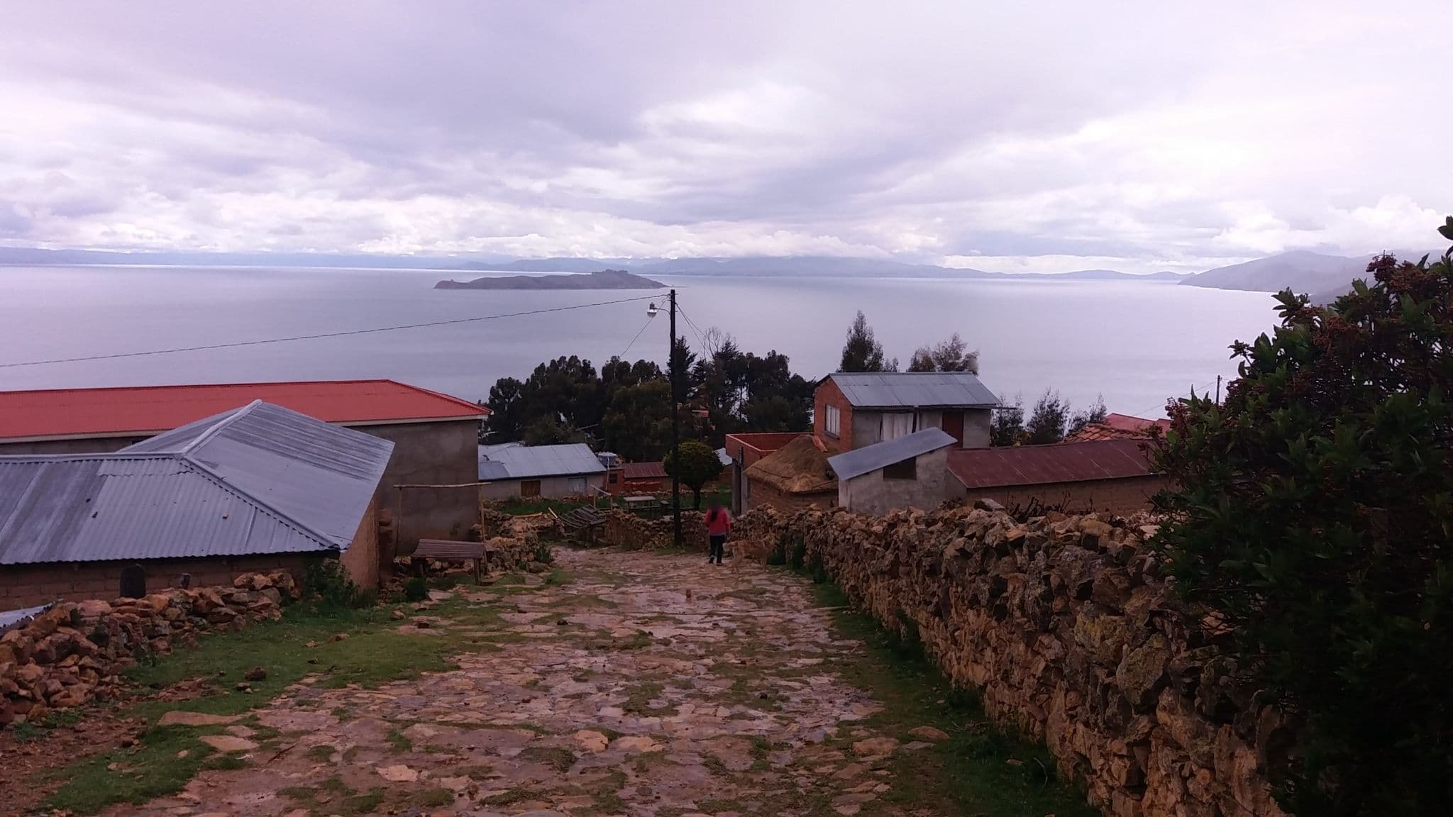 Street view near Hostal Utuma, Yumani — © 5m4u9 (CC BY-SA · Mapillary)