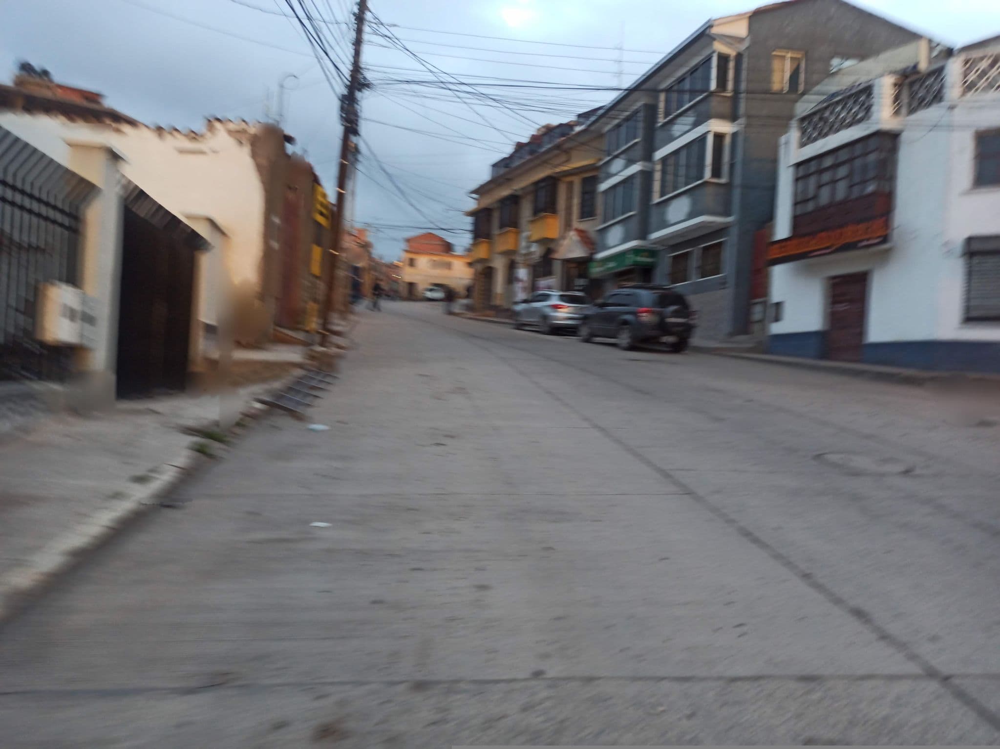 Street view near San Pedro Vermont Hostal, Potosí — © juanfajardobo (CC BY-SA · Mapillary)