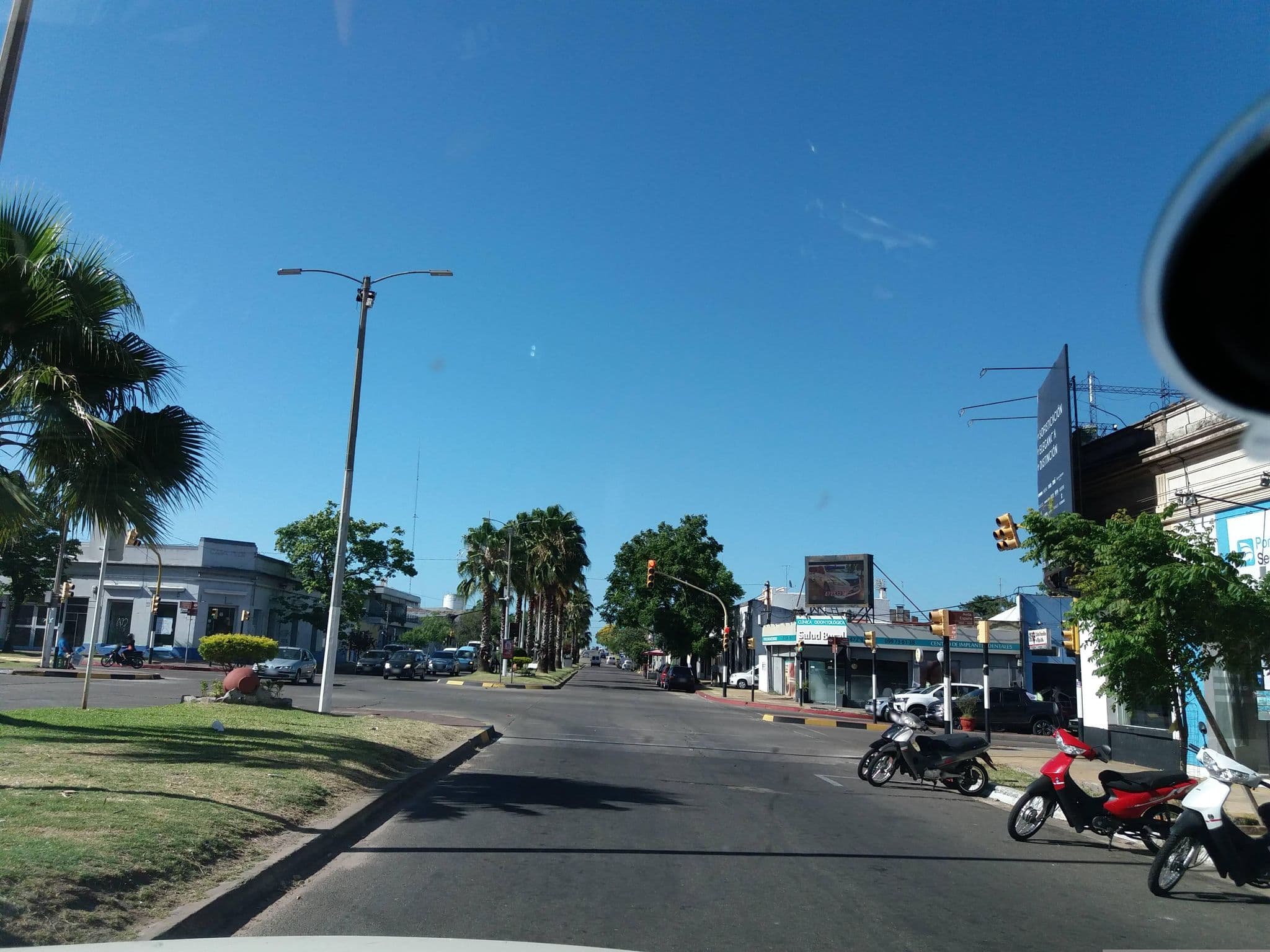 Street view near Hotel Bulevar, Paysandú — © andrcondon (CC BY-SA · Mapillary)