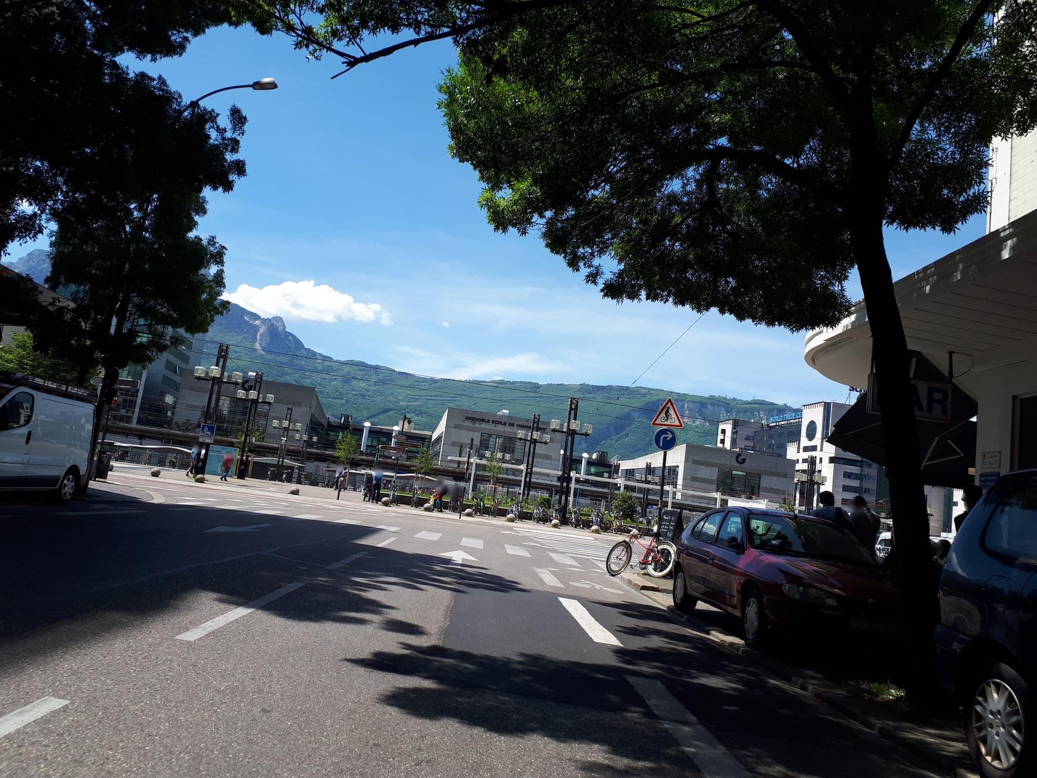 Street view near Campanile, Grenoble — © quicky (CC BY-SA · Mapillary)