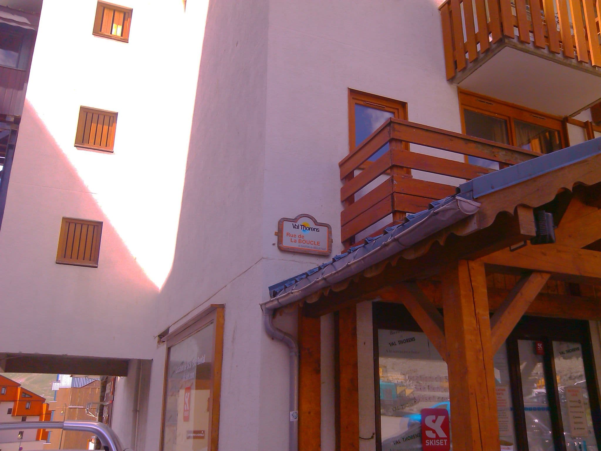 Street view near Les Olympiades, Val Thorens
