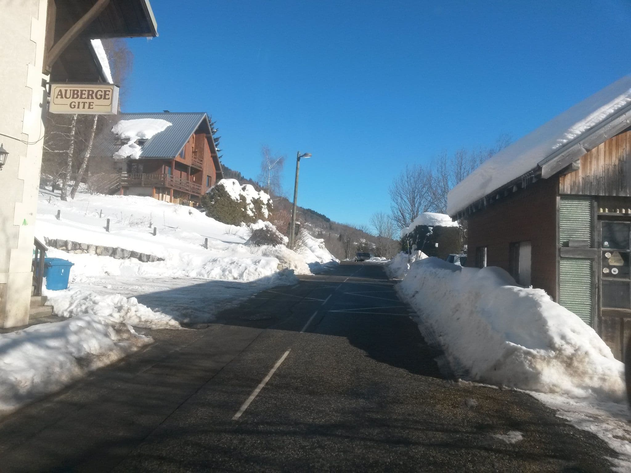 Street view near Studio Vue d'Icare, La Terrasse — © fredpetit (CC BY-SA · Mapillary)
